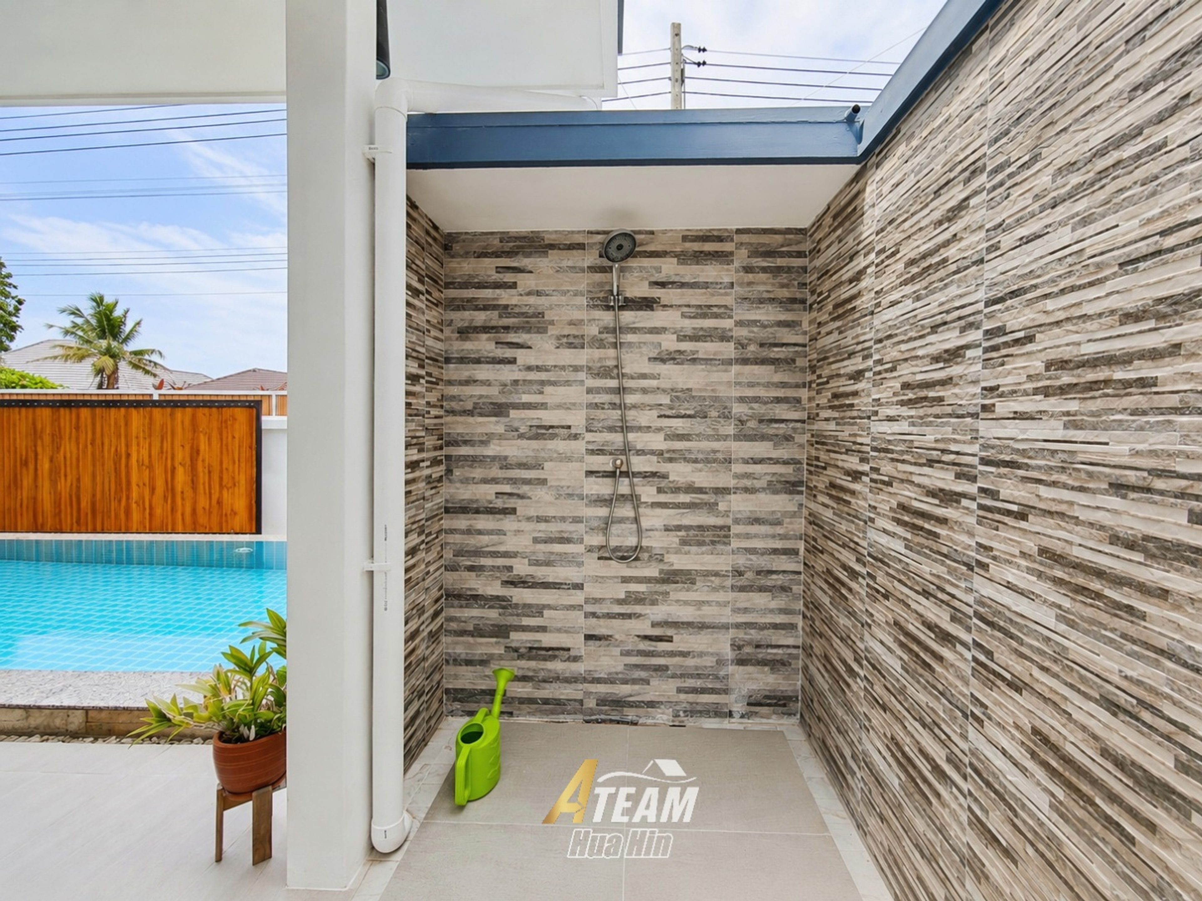 3-Bedroom Pool Villa in Prime Hua Hin Location thumbnail 7