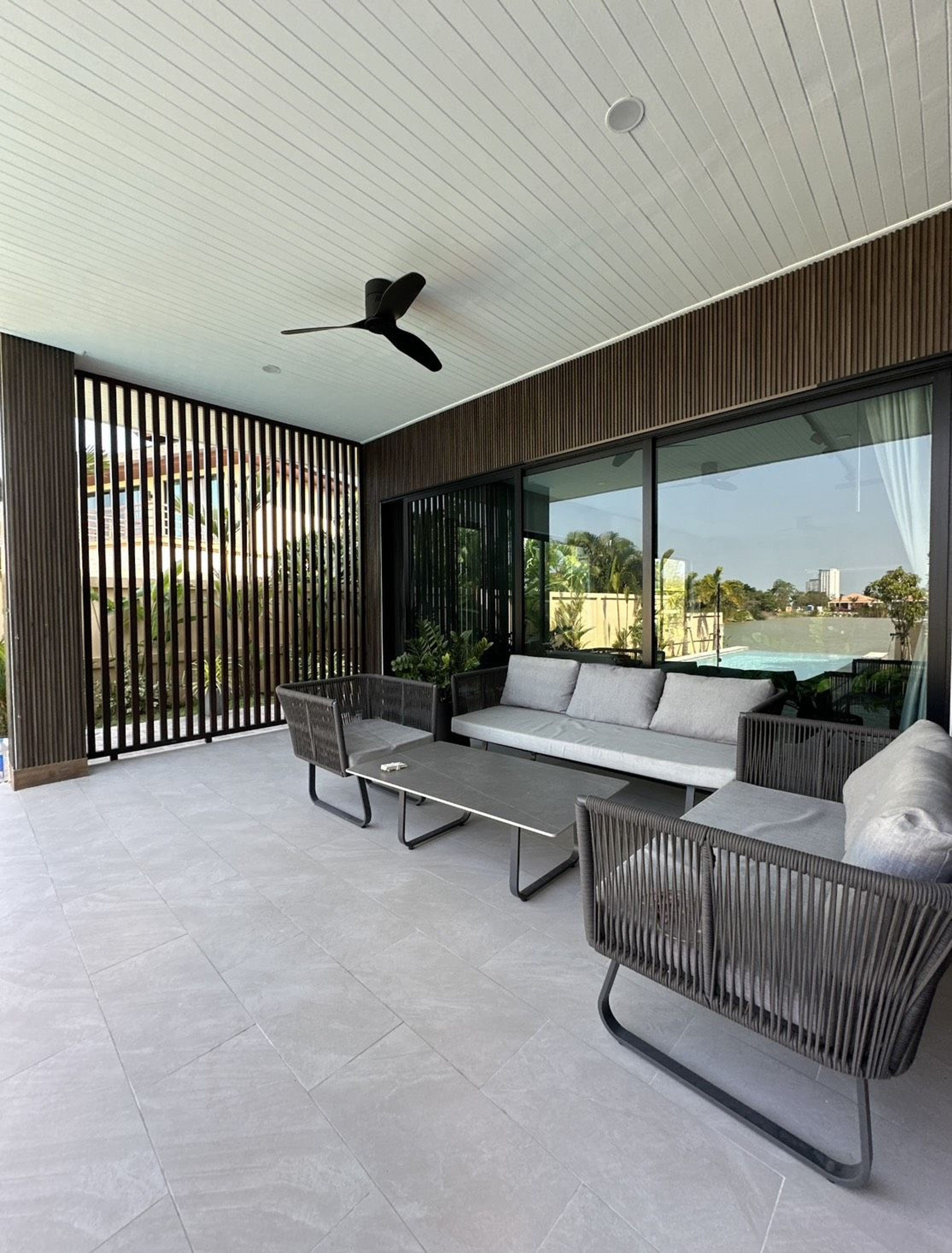 4-Bedroom Lake View Pool Villa thumbnail 33