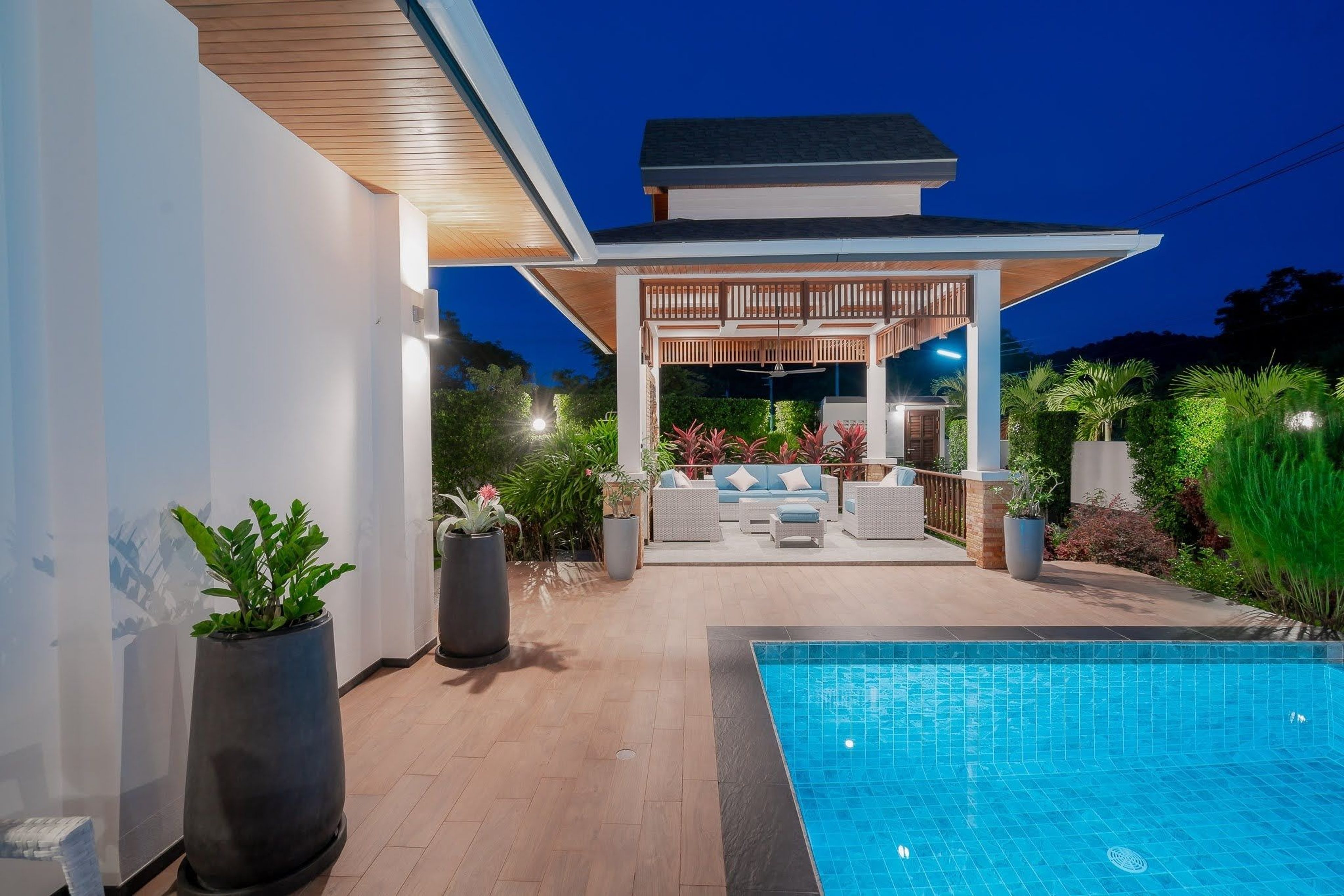 House / Villa For Rent - - 3 Bedrooms - 2 Bathrooms - Price ฿90,000 -  thumbnail 19