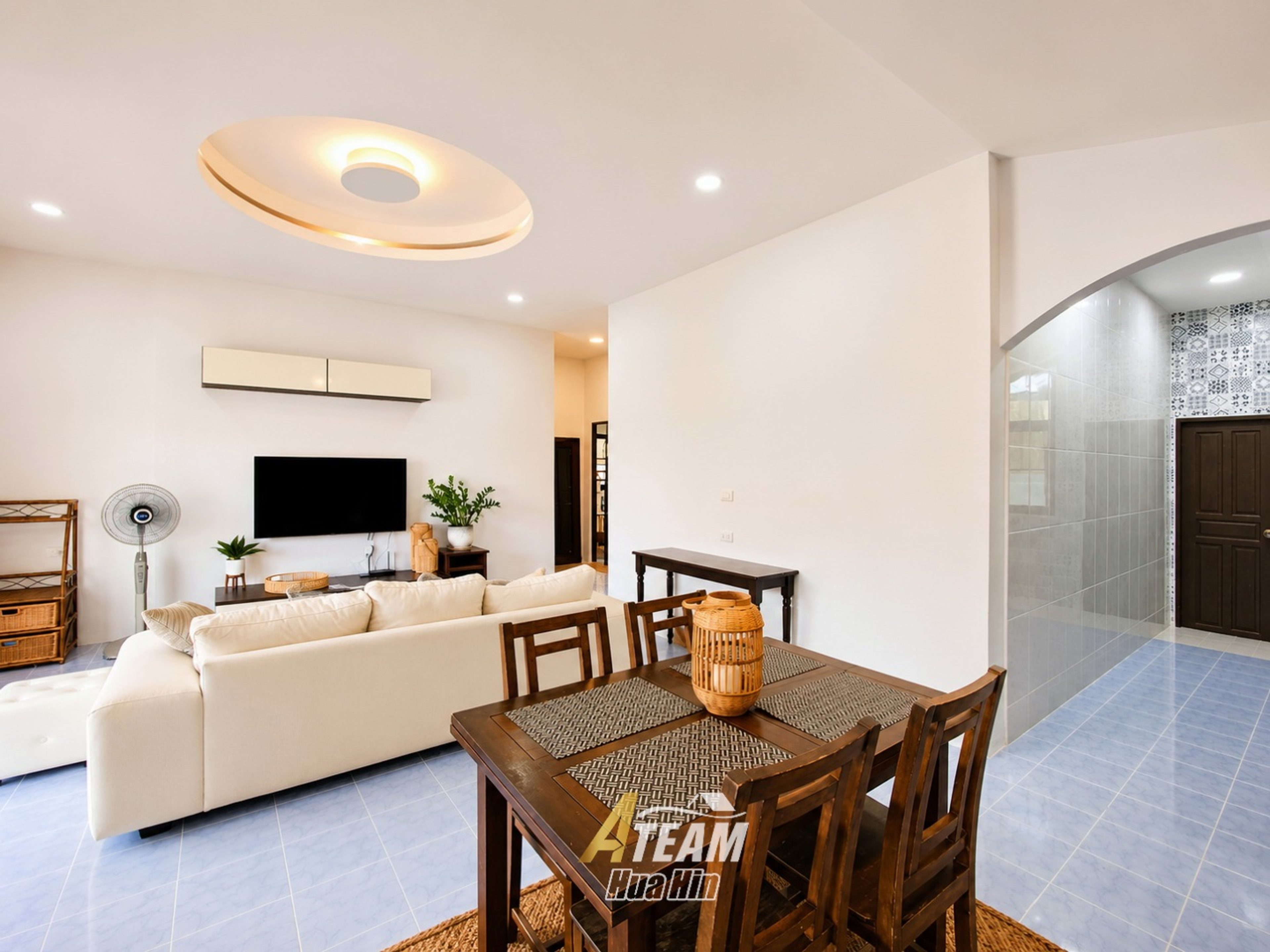 Beautifully Renovated 3-Bedroom Home with Private Plunge Pool thumbnail 12