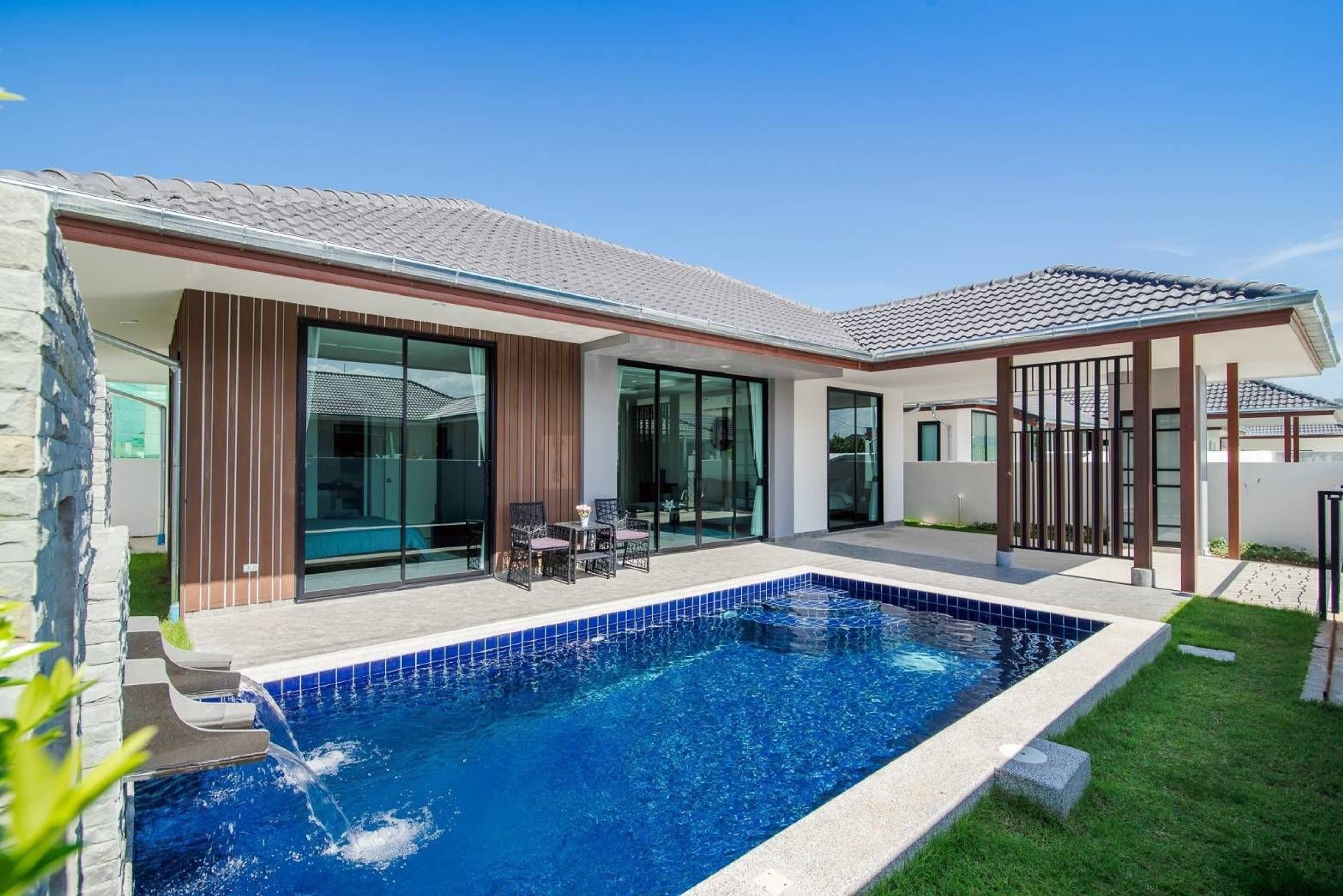Modern 2-Bedroom Pool Villa for Sale – Hua Hin (Soi 112 Area)  Price: 