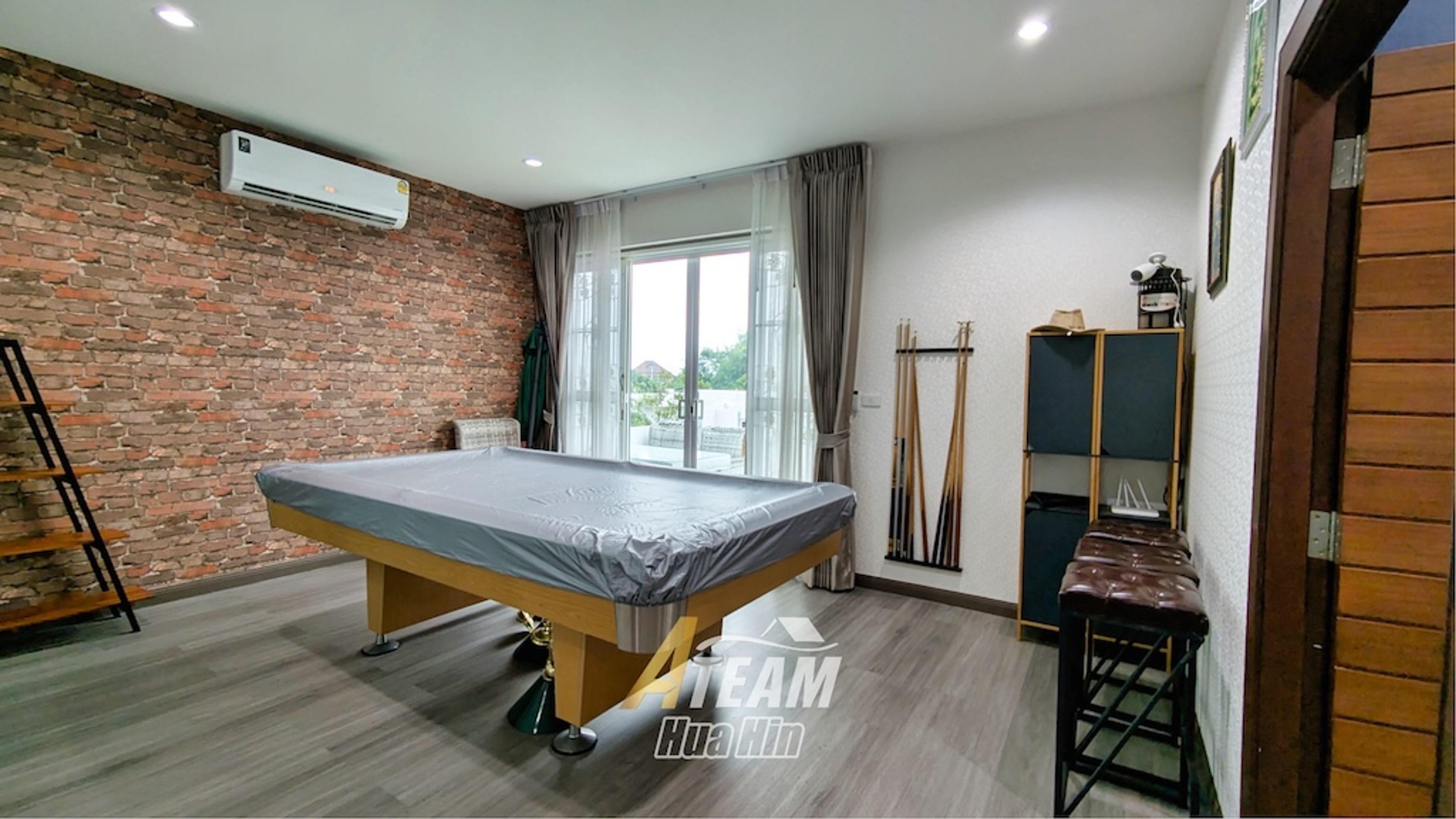 La Sierra Modern Villa – 5 Bedroom plus Finnish Sauna in Hua Hin Soi 1 thumbnail 17