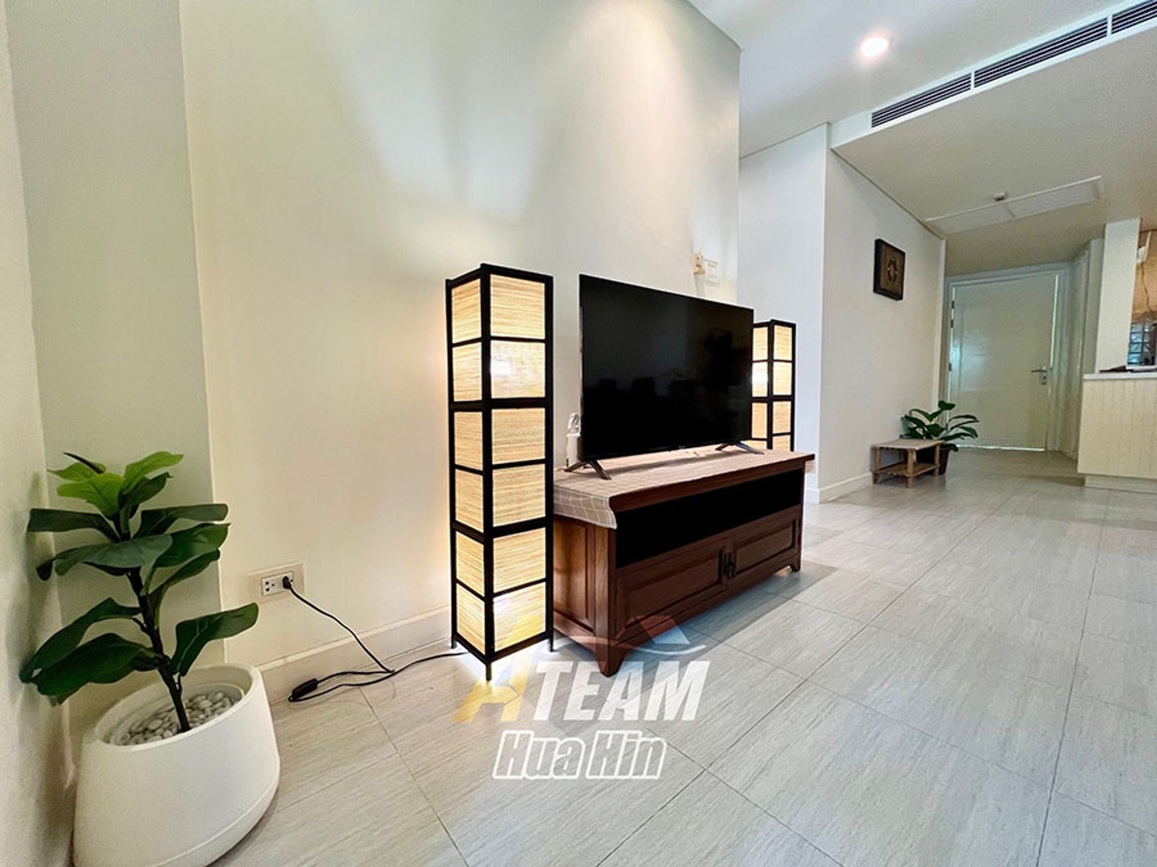 Cosy 2-Bedroom Condo for Rent at Mykonos Hua Hin – Prime Central Locat thumbnail 4