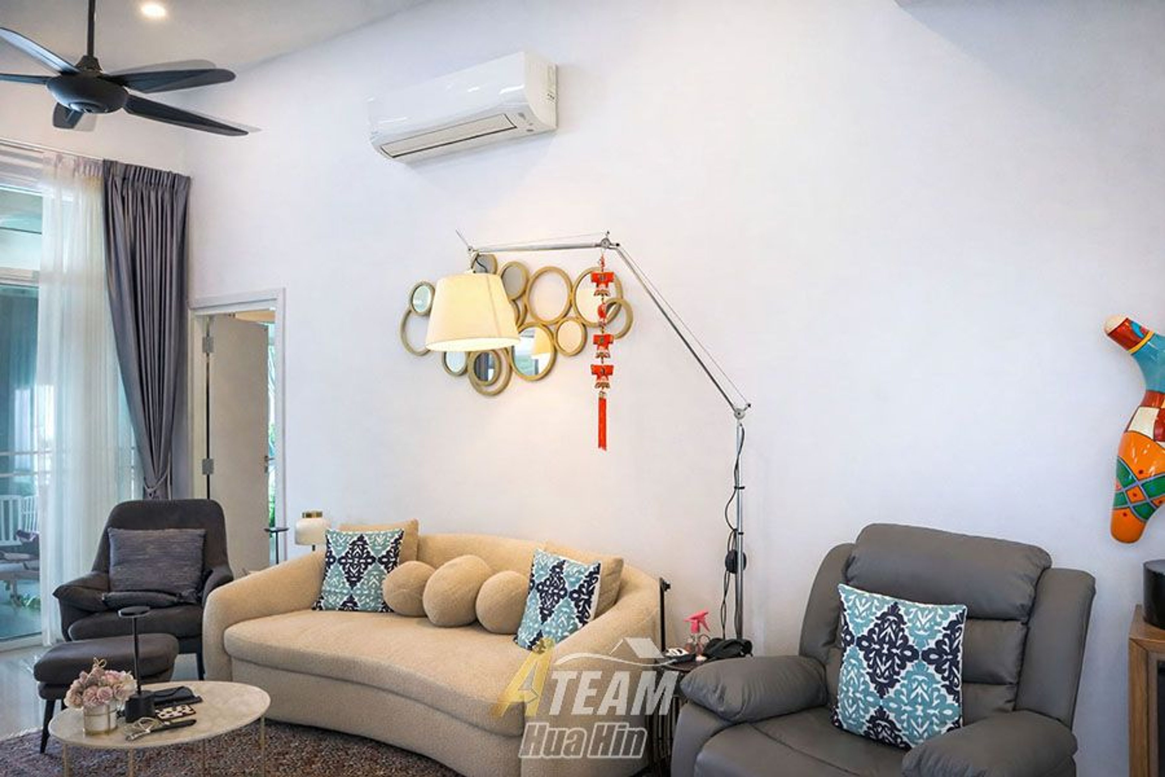 Modern 3-Bedroom Pool Villa in Hin Lek Fai thumbnail 9
