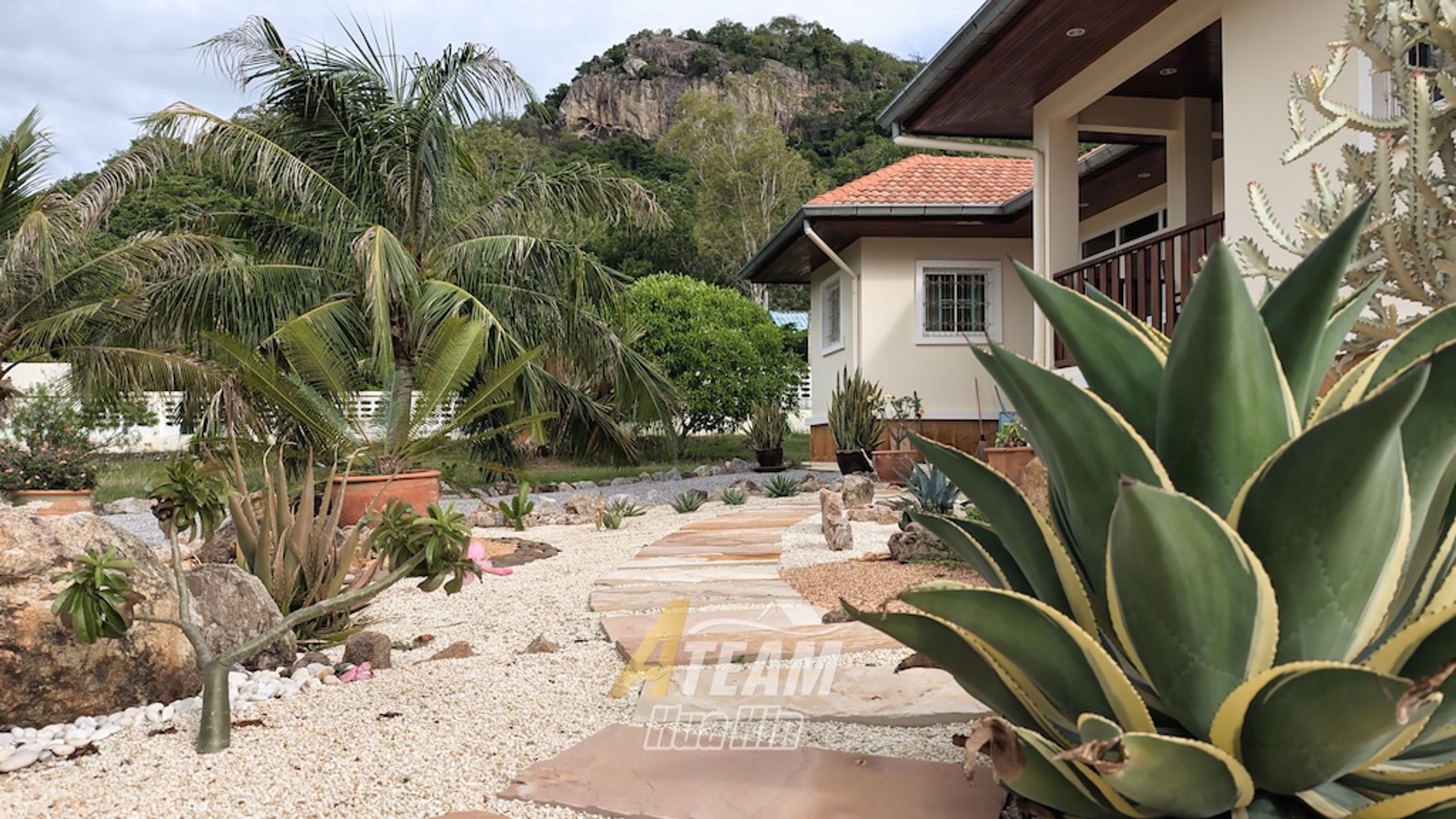 3-Bedroom Home on Large 2 Rai in Khao Tao thumbnail 10