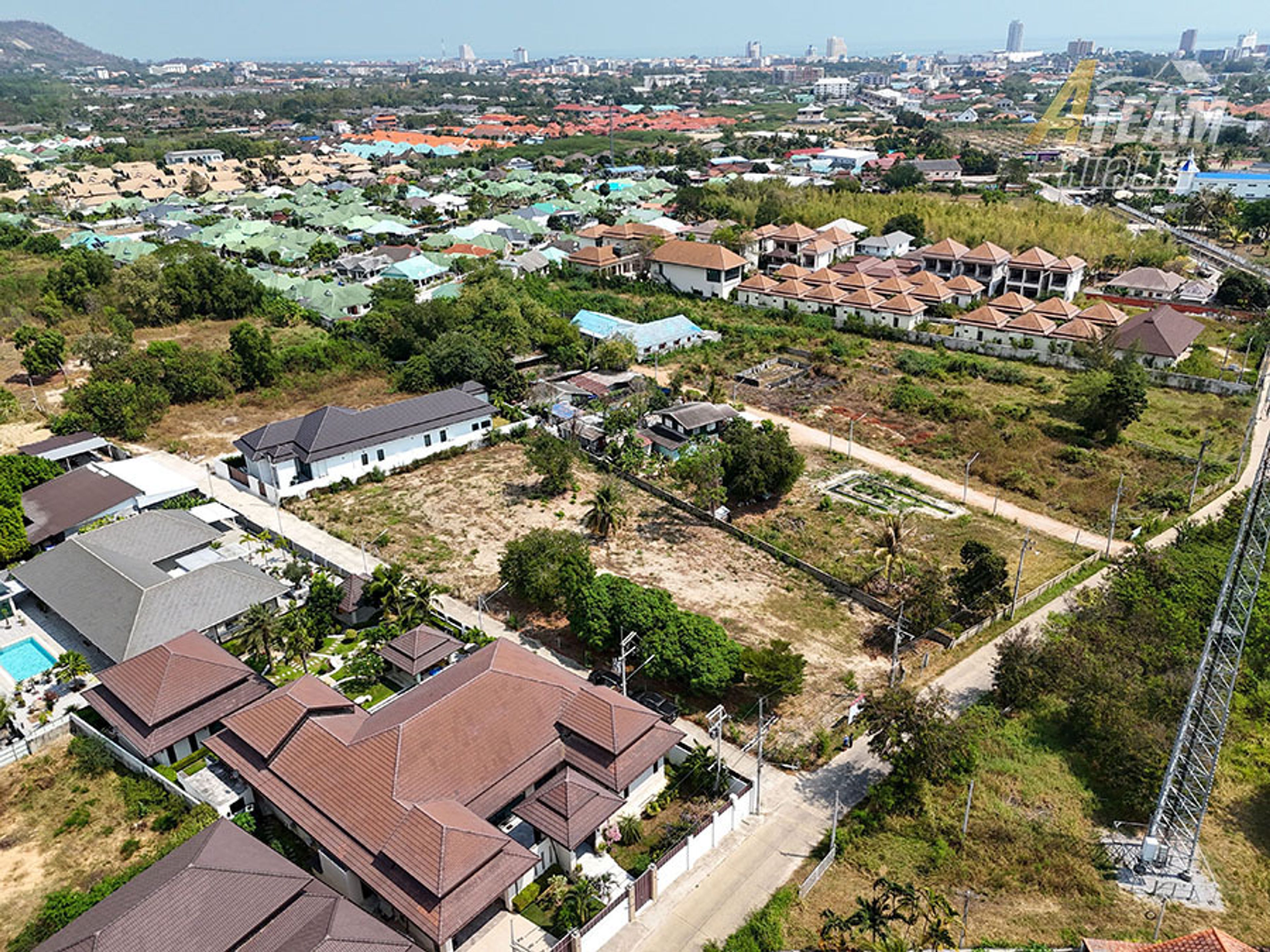 Prime 2,852 sqm Land Plot in Soi 102 thumbnail 4