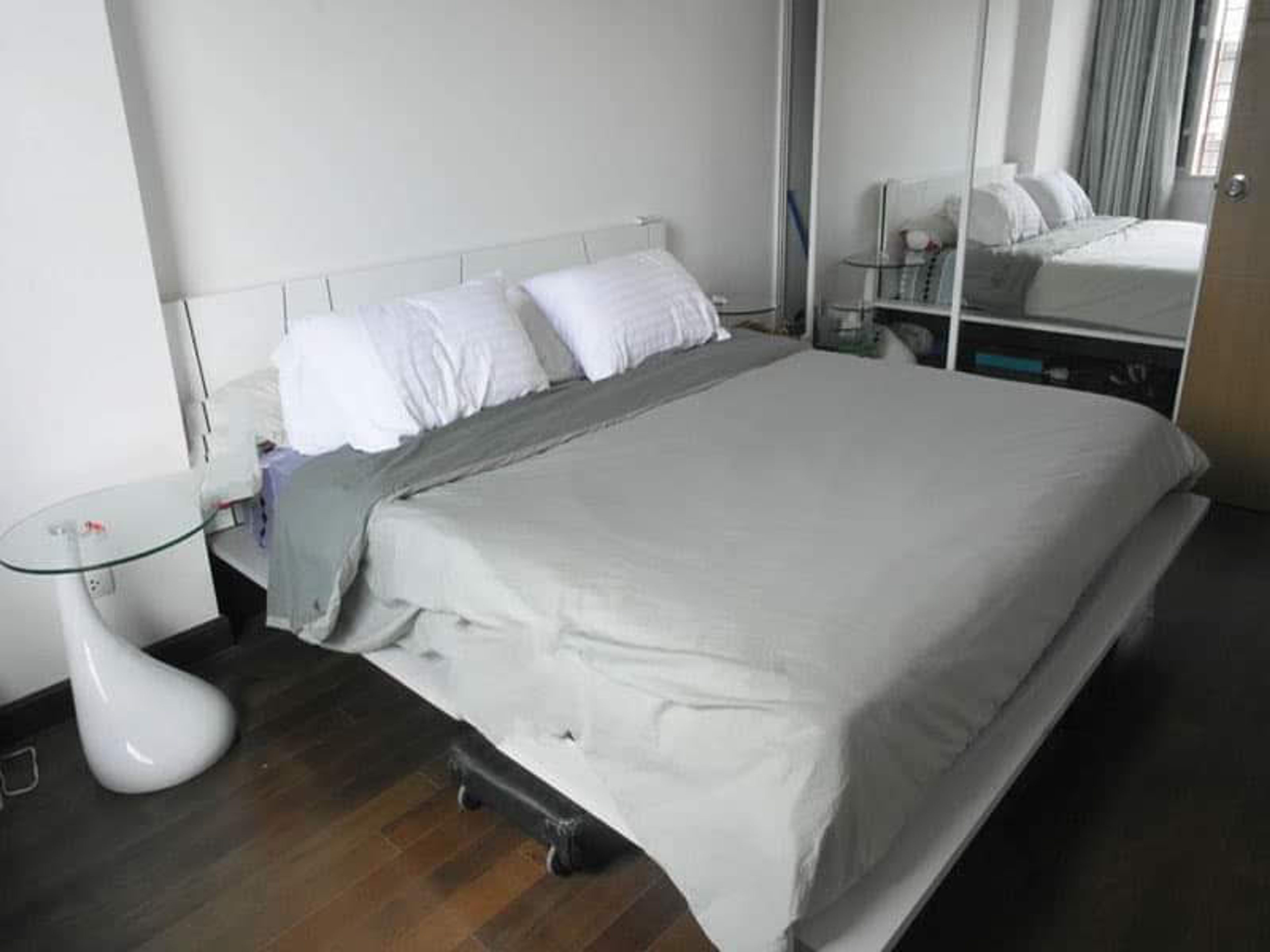 Beautiful low-rise condo for Sale thumbnail 4