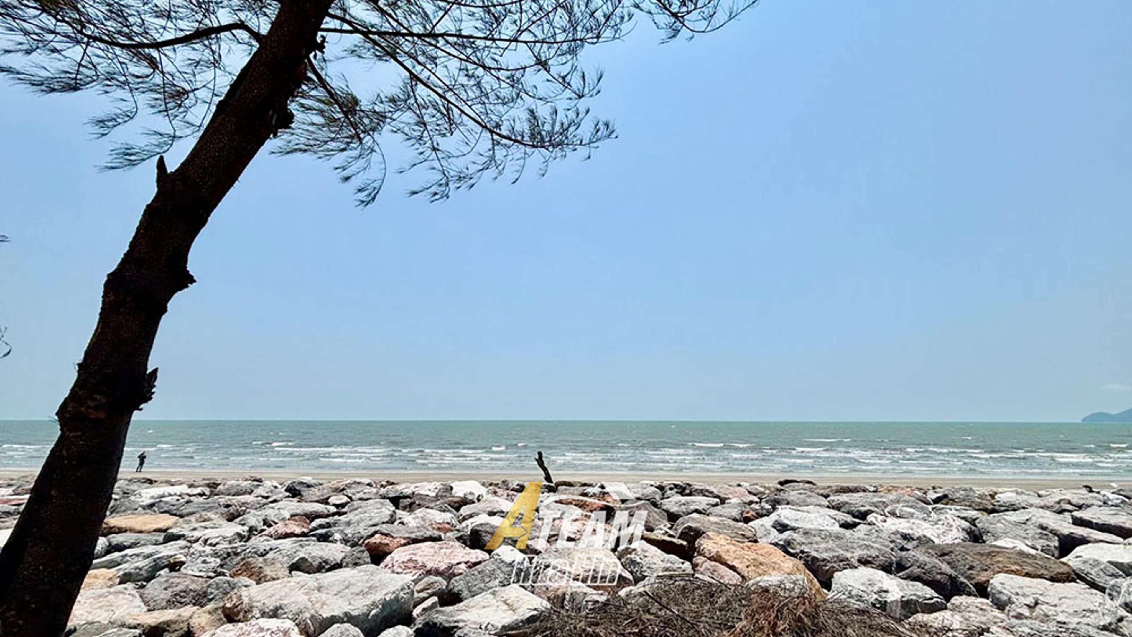 Beachfront House for Rent in Sam Roi Yot thumbnail 2