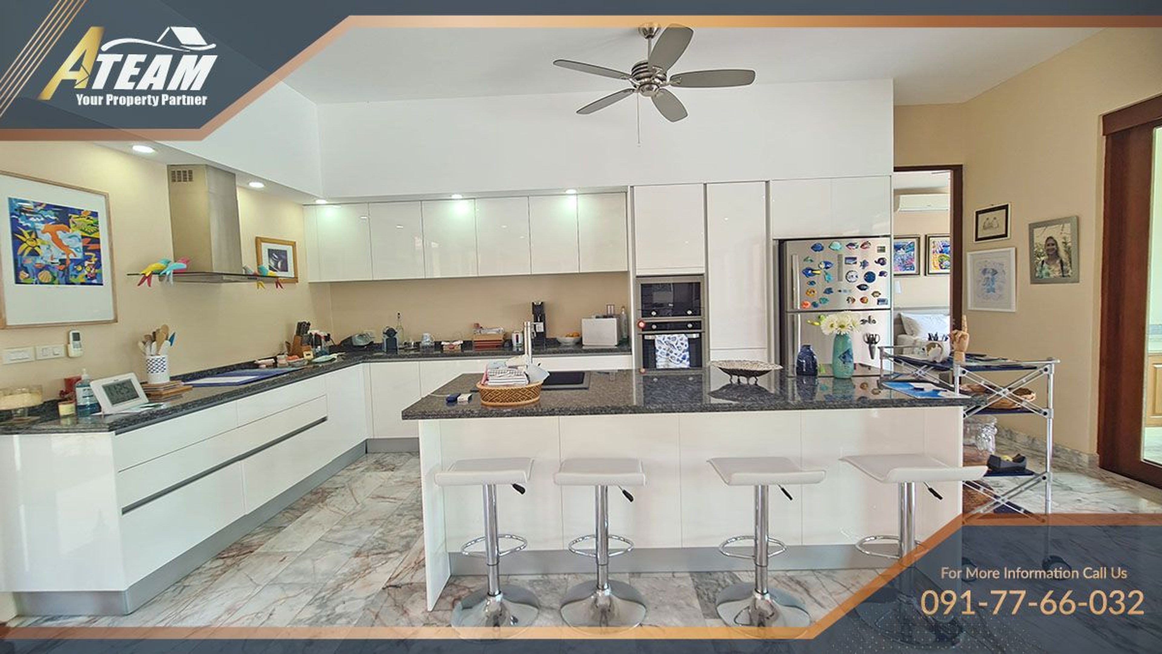 Luxury massive property only 1 km from the beach thumbnail 39