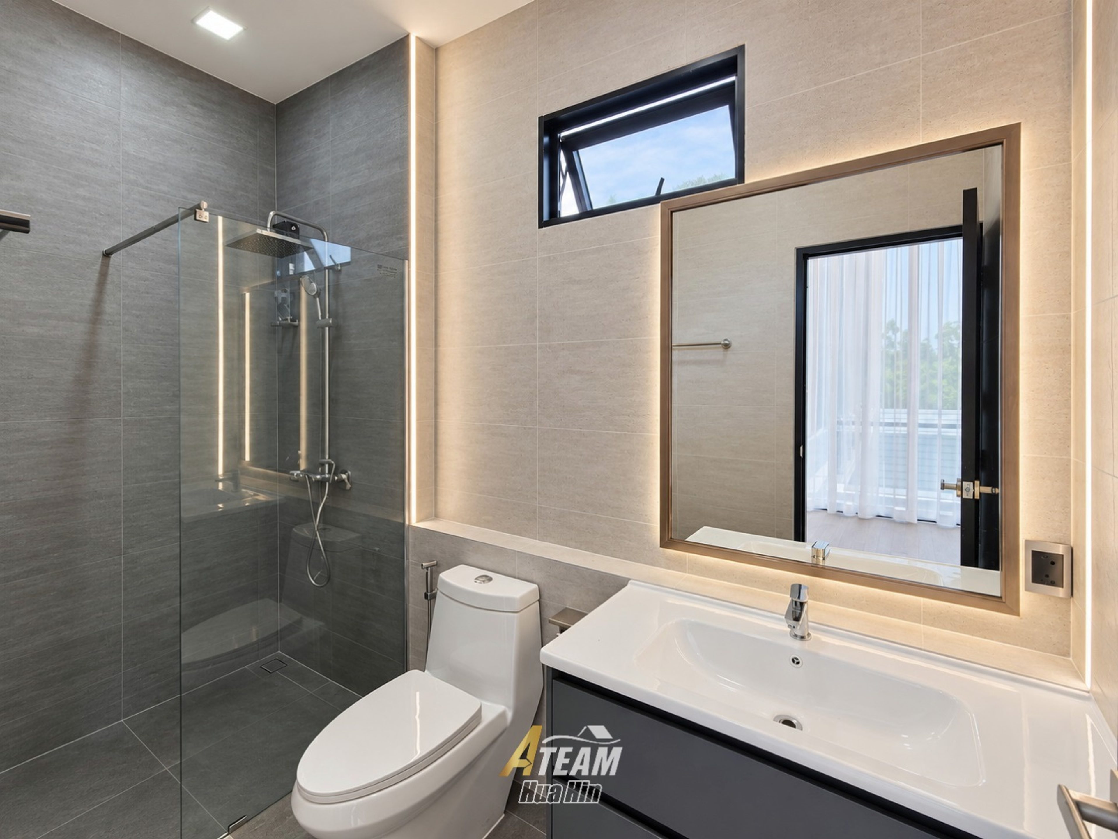 Exceptional Contemporary 4 Bedroom Villa in Nong Khon thumbnail 19