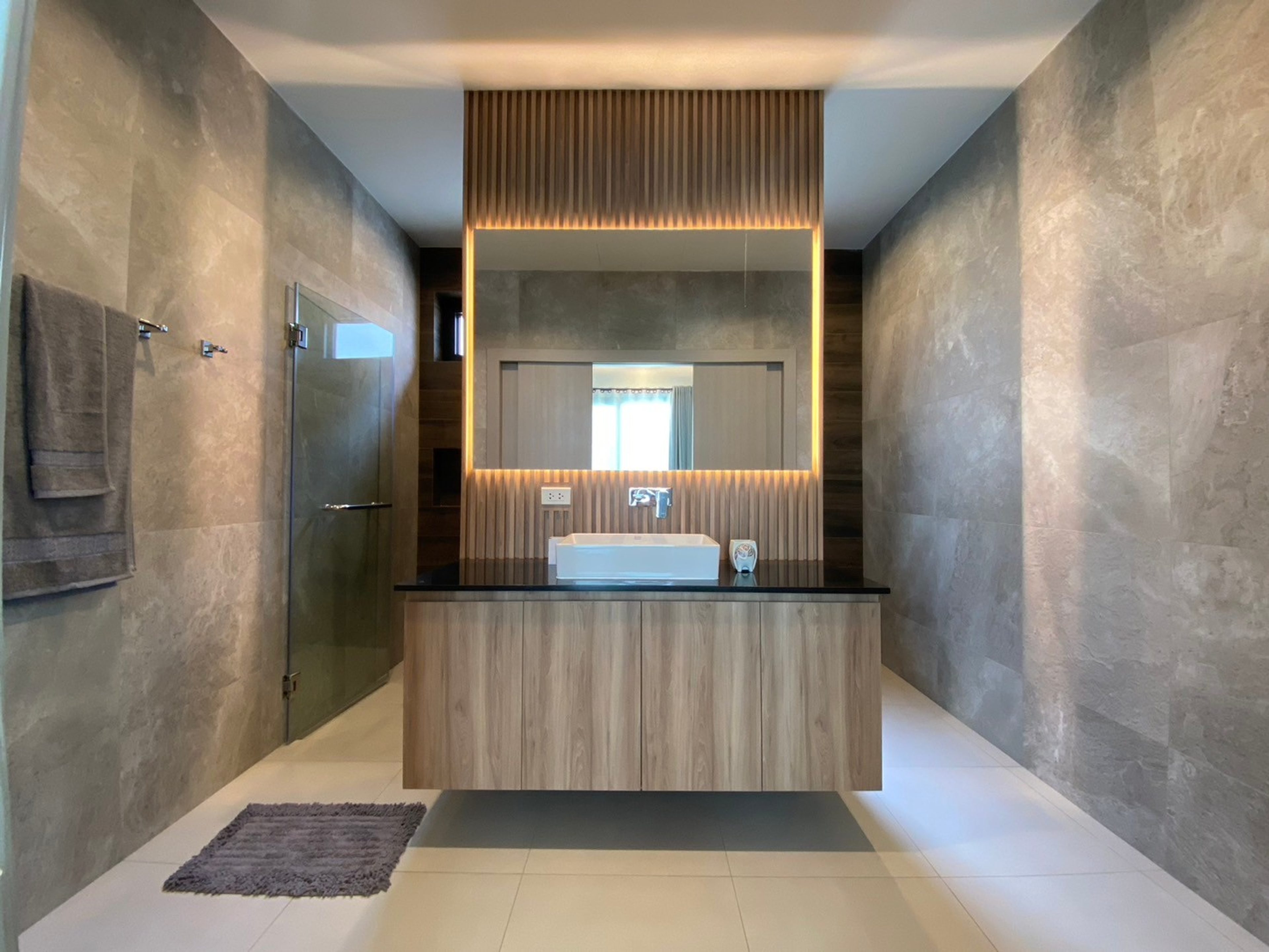 Modern 3-Bedroom Pool Villa Near Soi 102 & Pineapple Valley Golf Club thumbnail 7