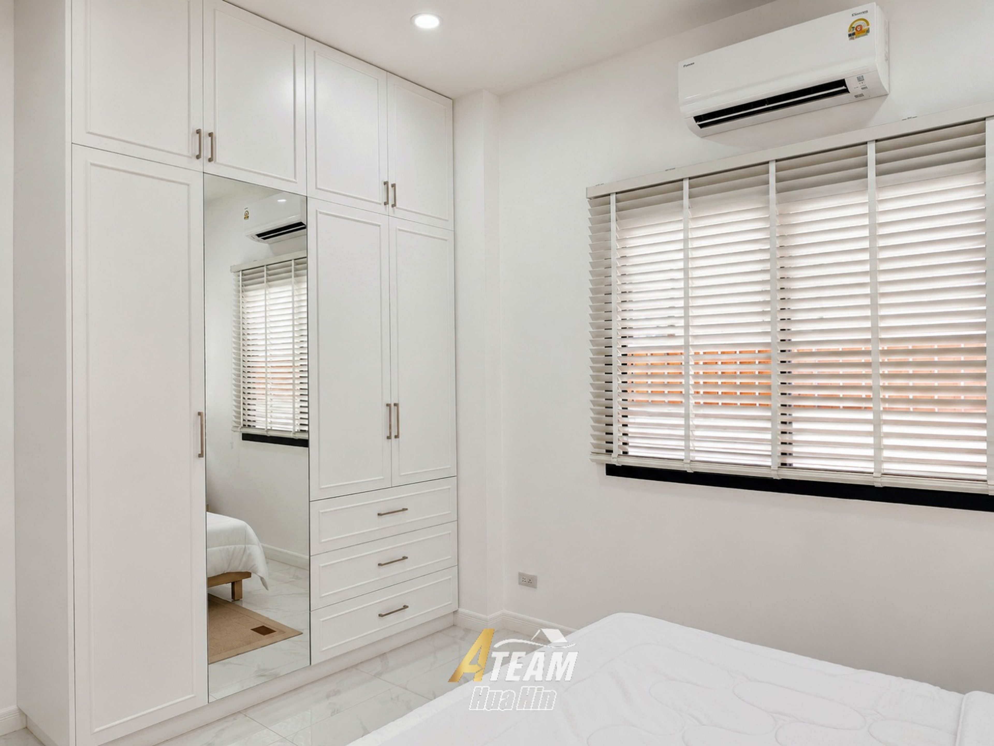 3-Bedroom Pool Villa in Prime Hua Hin Location thumbnail 19