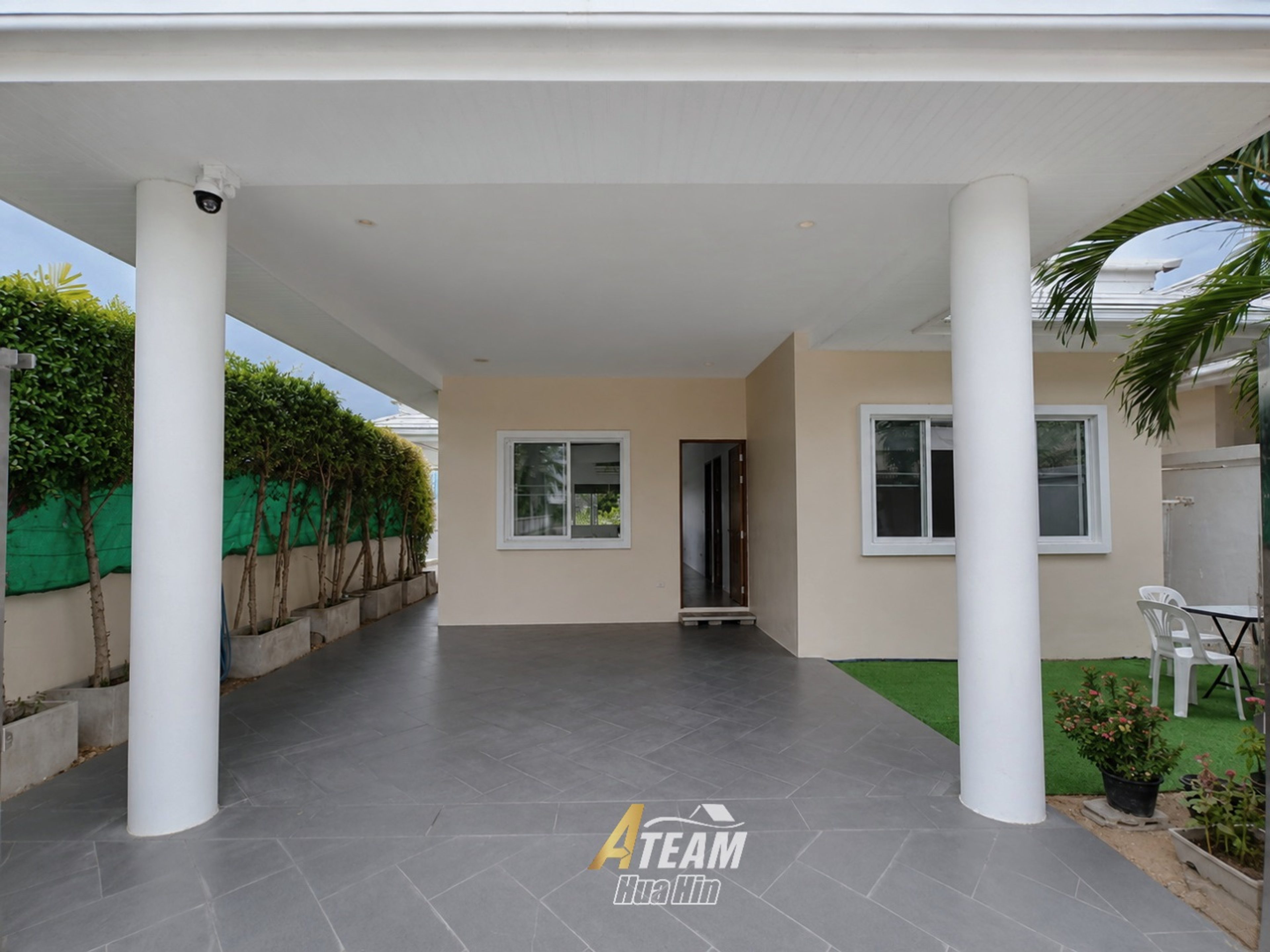 Stylish 2-Bedroom Pool Villa with Pineapple Field Views – Wang Pong, Pranburi thumbnail 6