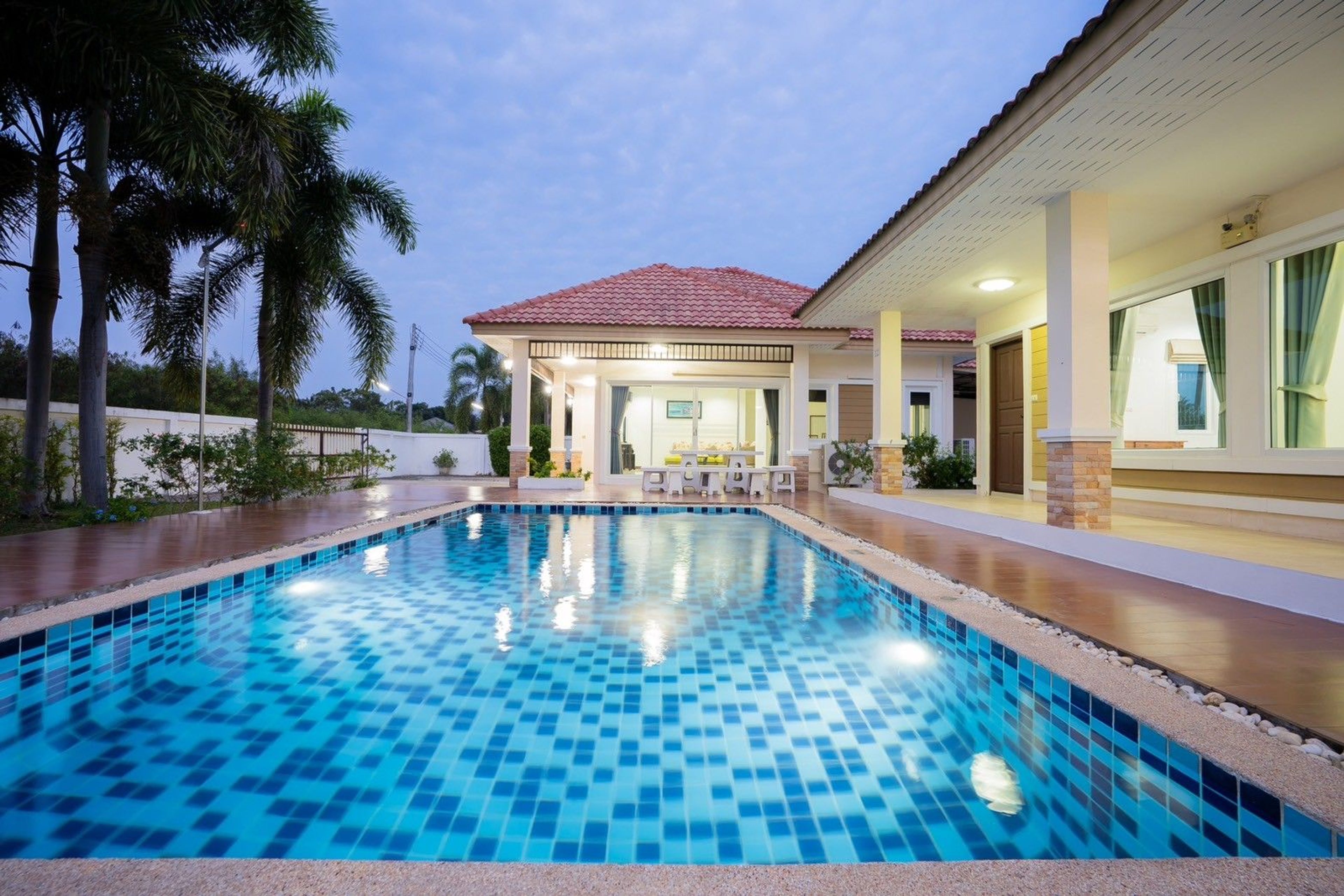 Spacious 4-Bedroom Freehold Pool Villa in Hin Lek Fai thumbnail 20