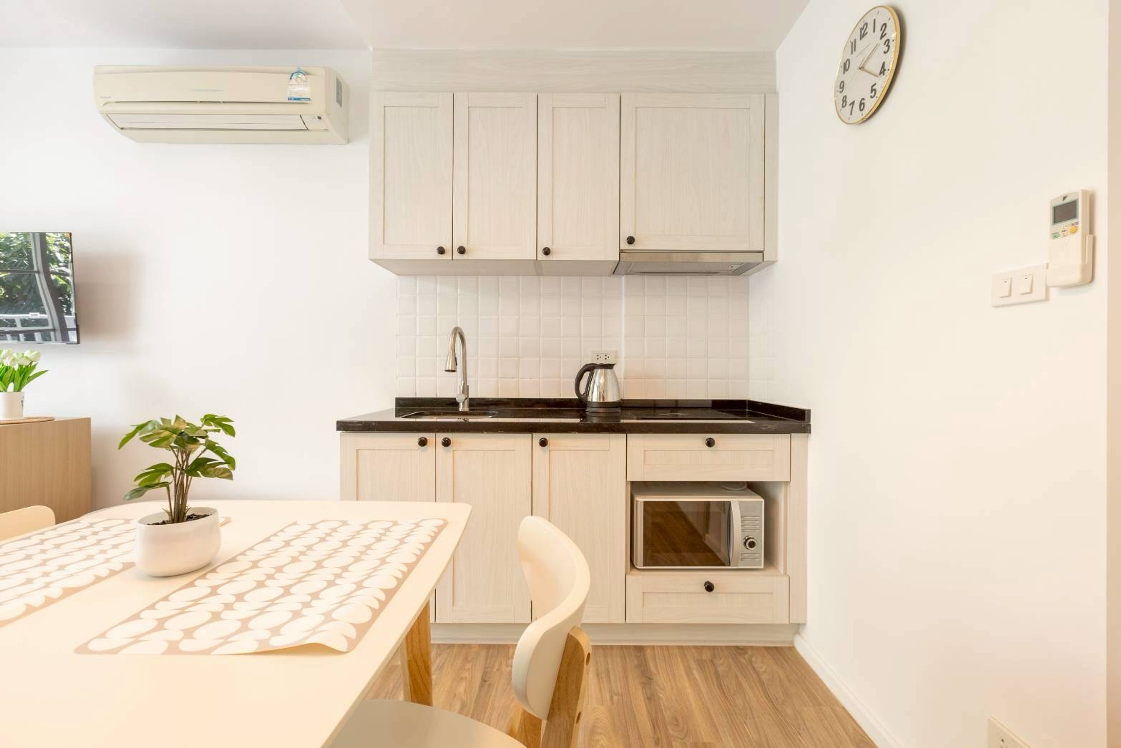 New Renovated 1 Bedroom Condo at Summer Hua Hin  thumbnail 14