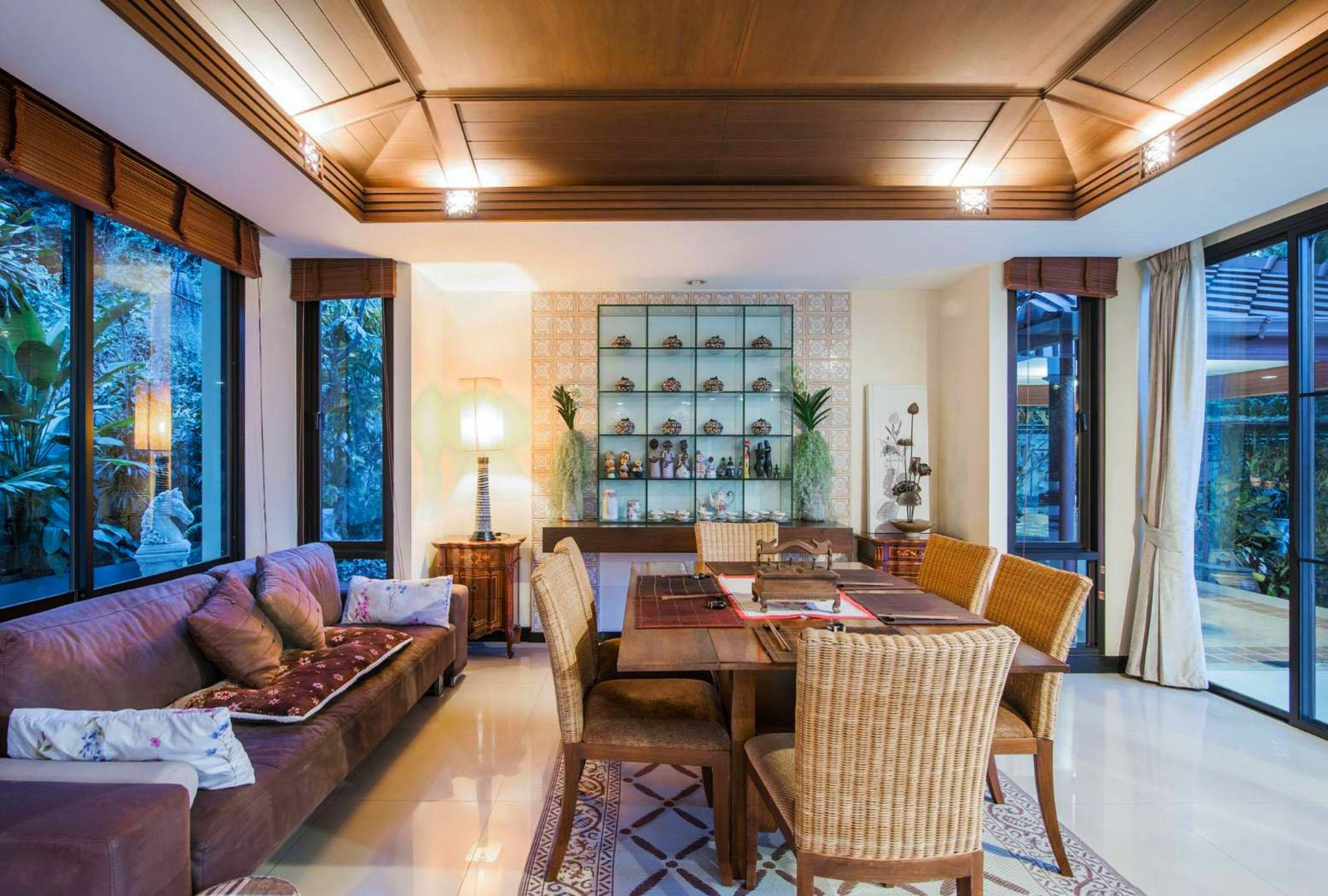 Luxury Villa with panoramic sea view  thumbnail 10