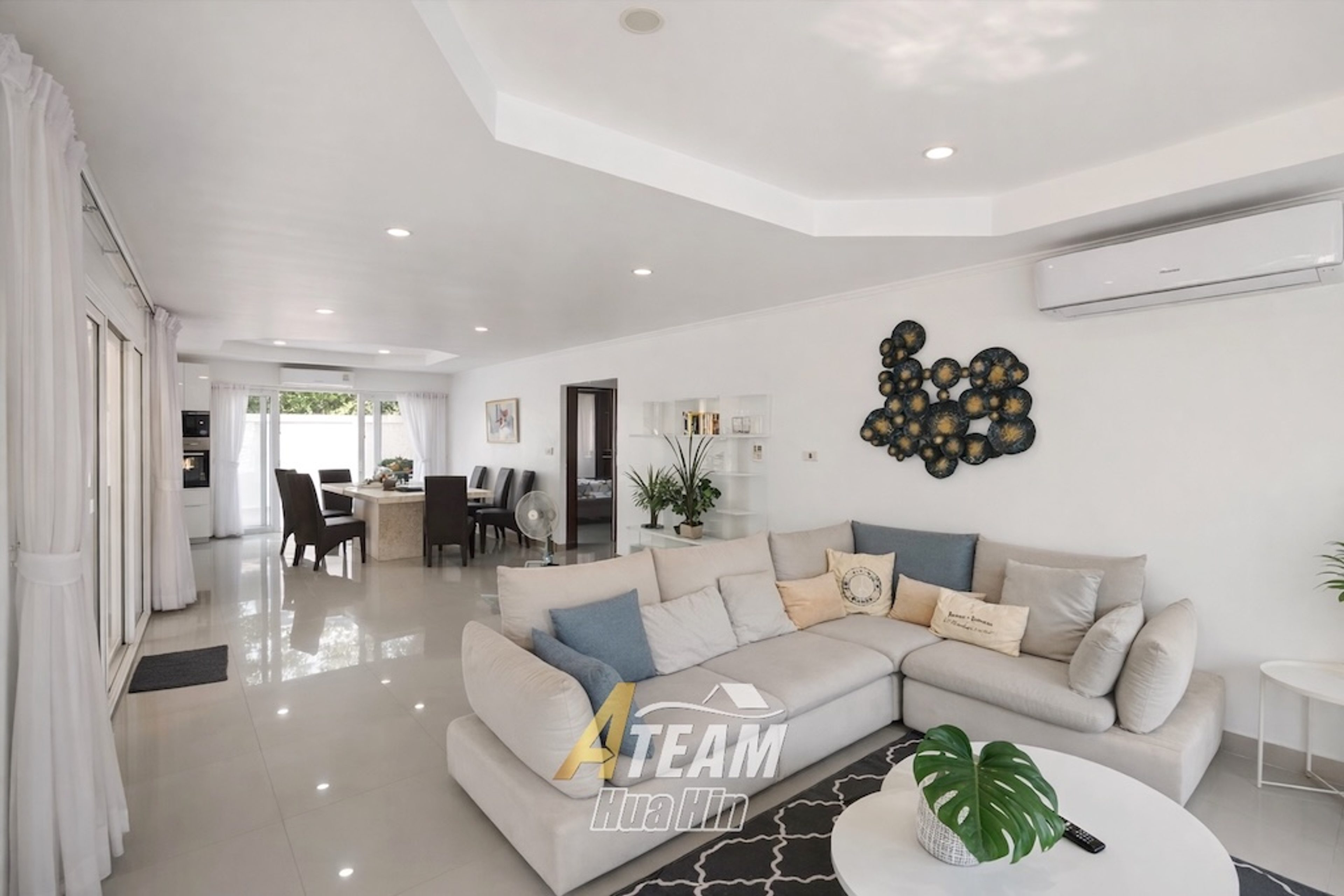 Spacious 2-Storey Pool Villa with Tropical Mountain Views – Soi 88 thumbnail 9