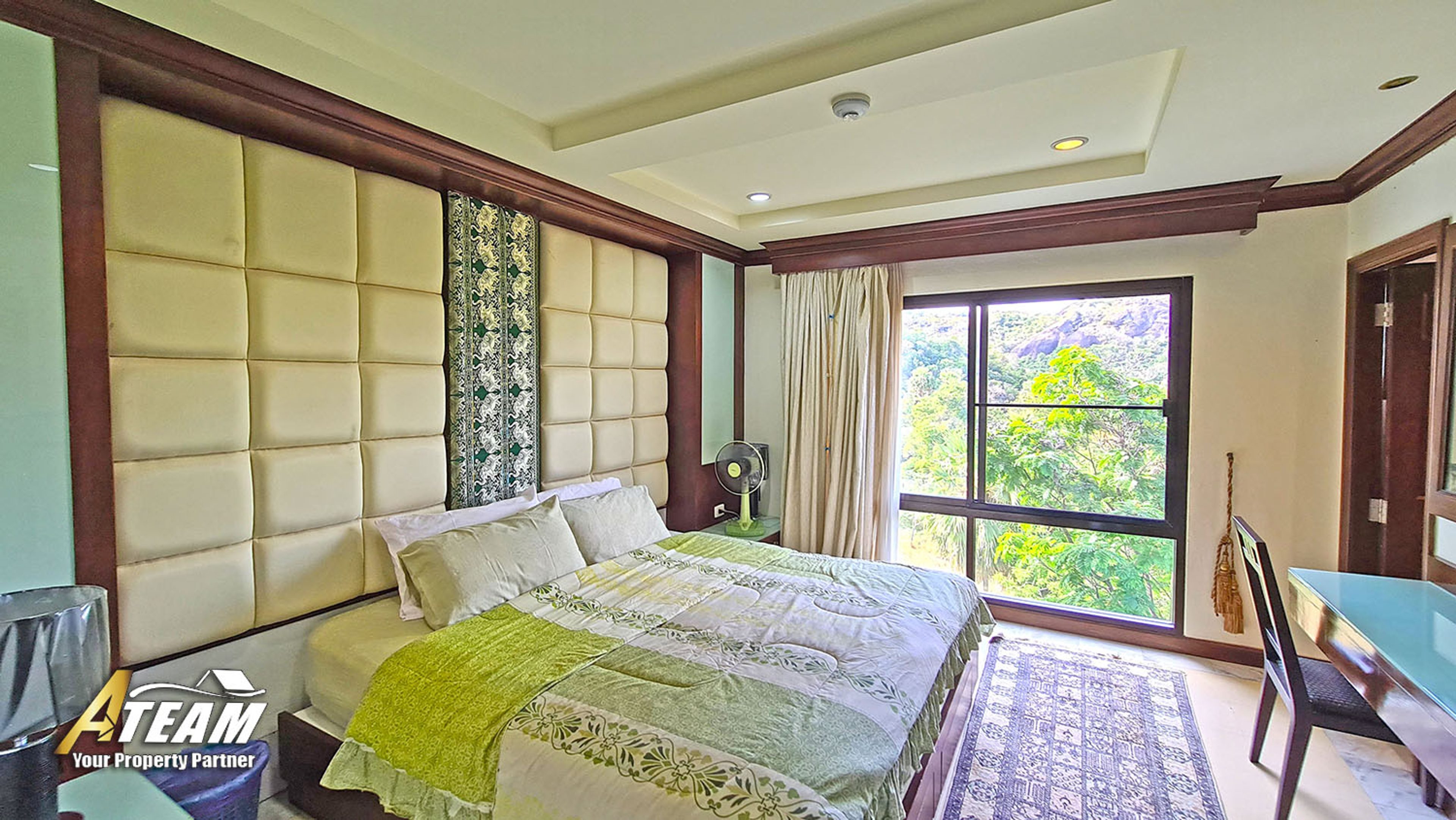 Beachfront sea view condo in Khao Tao, Santipura thumbnail 11