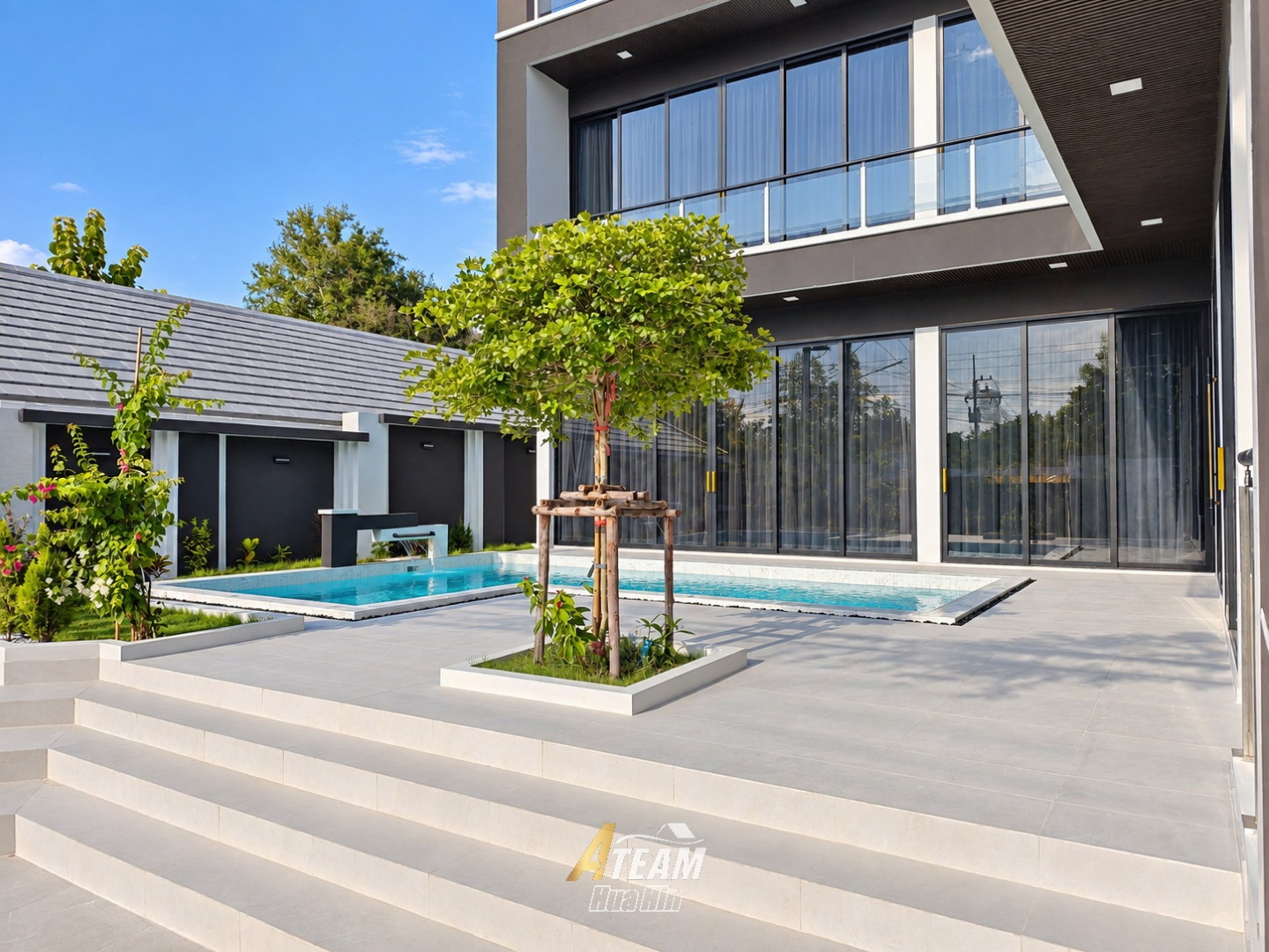 Exceptional Contemporary 4 Bedroom Villa in Nong Khon thumbnail 3