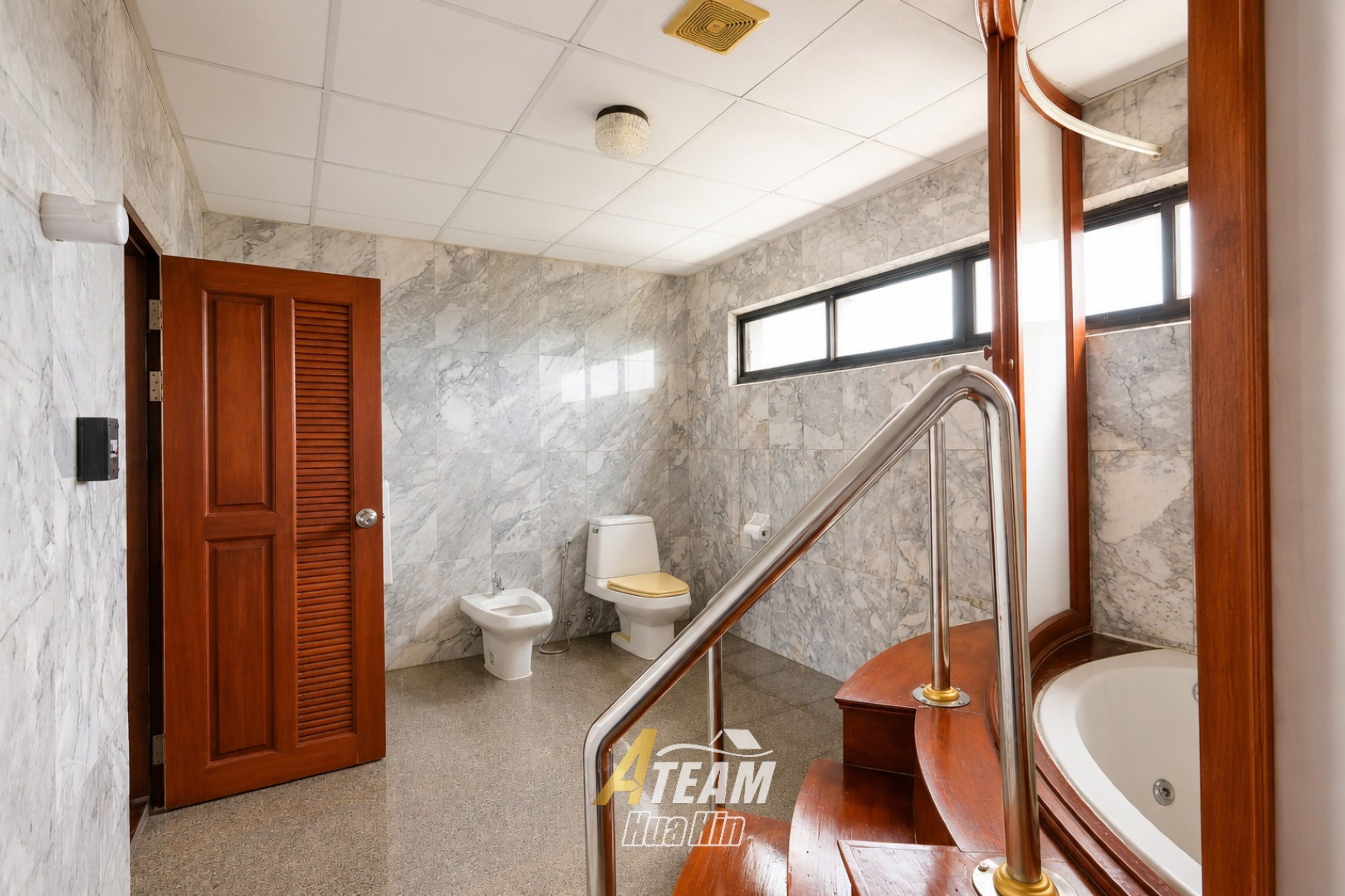 Penthouse 4-Bedroom for Sale at Cha-Am Grand Condotel thumbnail 7