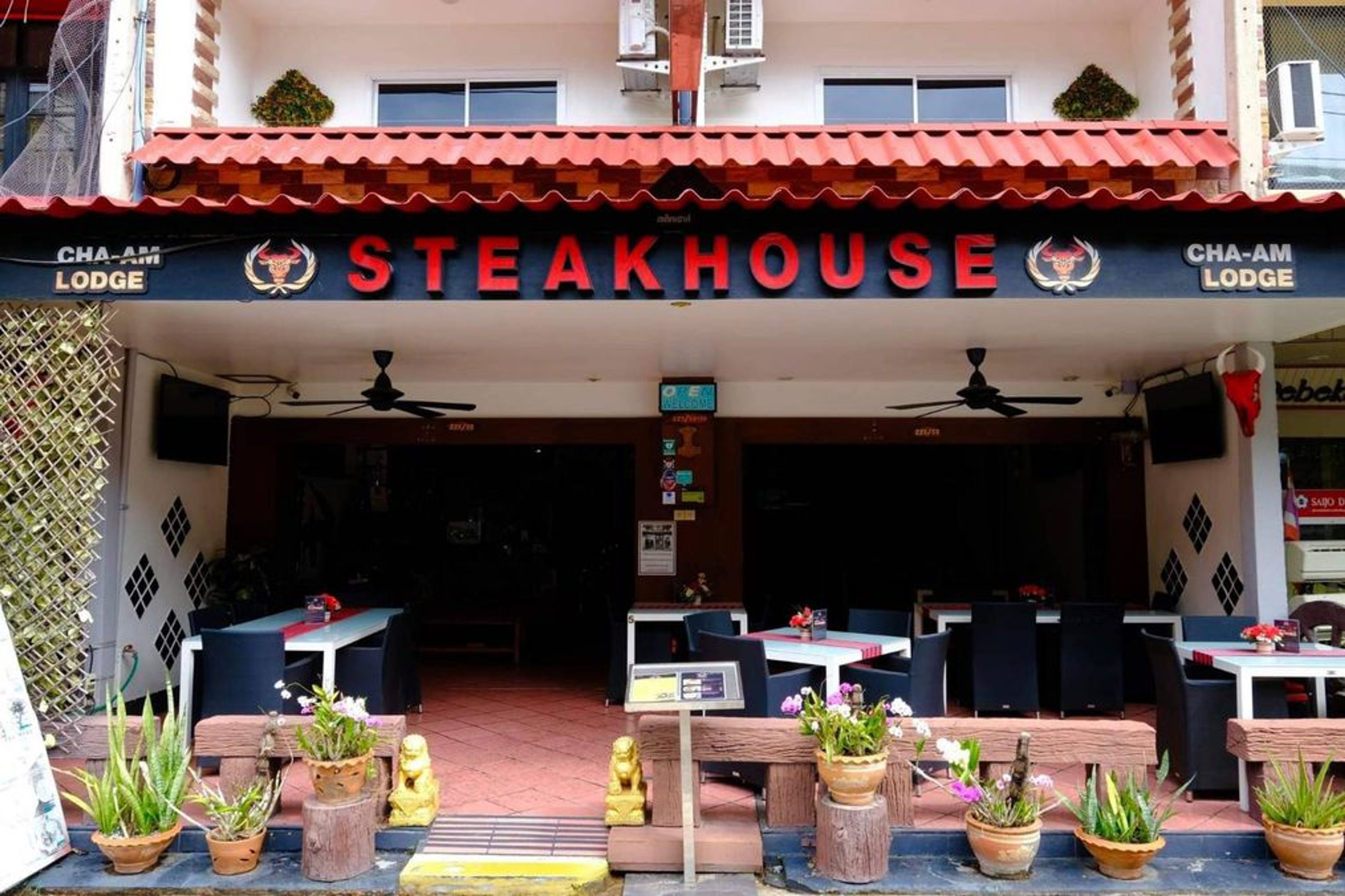Commercial For Sale - - 12 Bedrooms - 12 Bathrooms - Price ฿16,000,000
