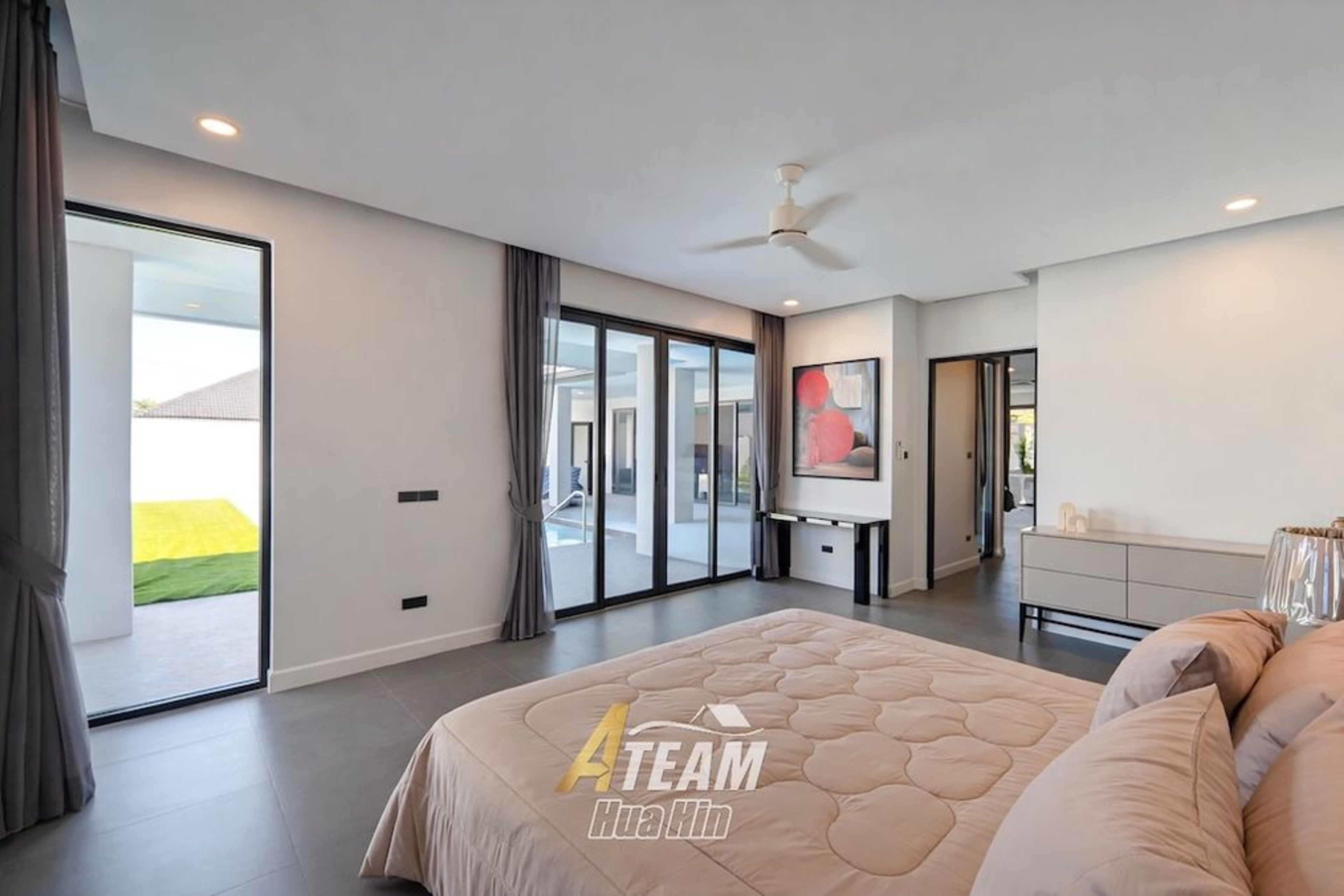 Modern Pool Villa with Large Interior Space in Soi 114 thumbnail 16