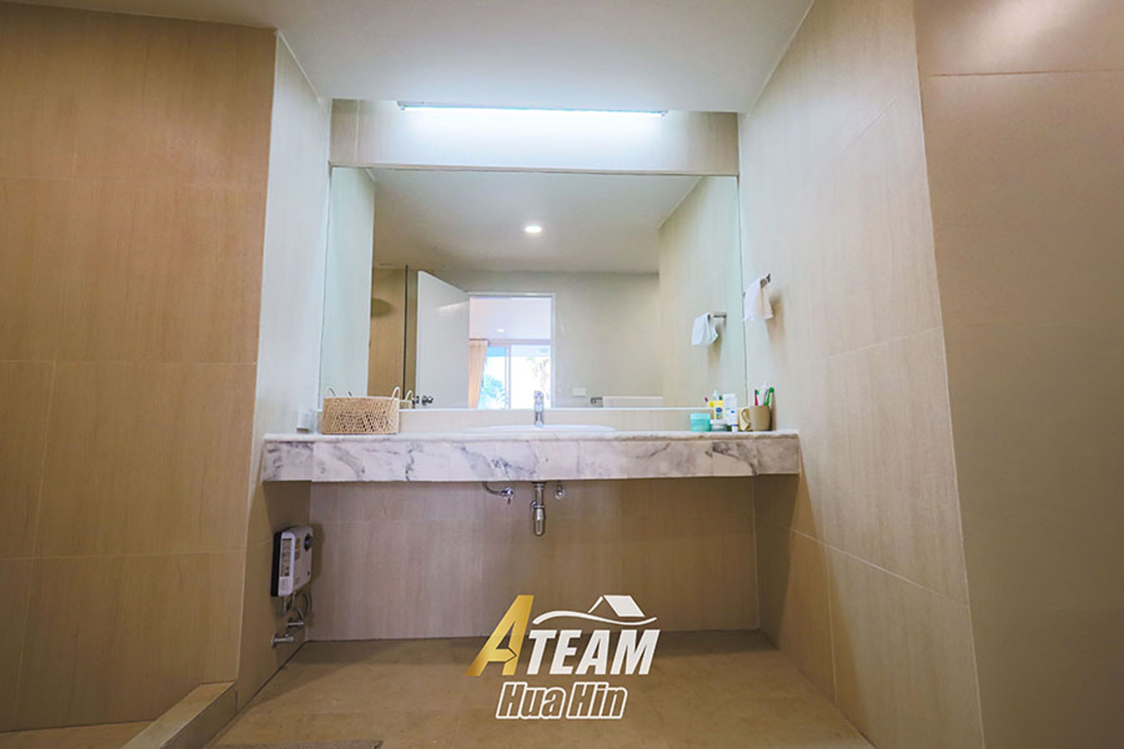 Spacious 2-Bedroom Beachfront Condo for Rent at Baan Chai Talay thumbnail 20
