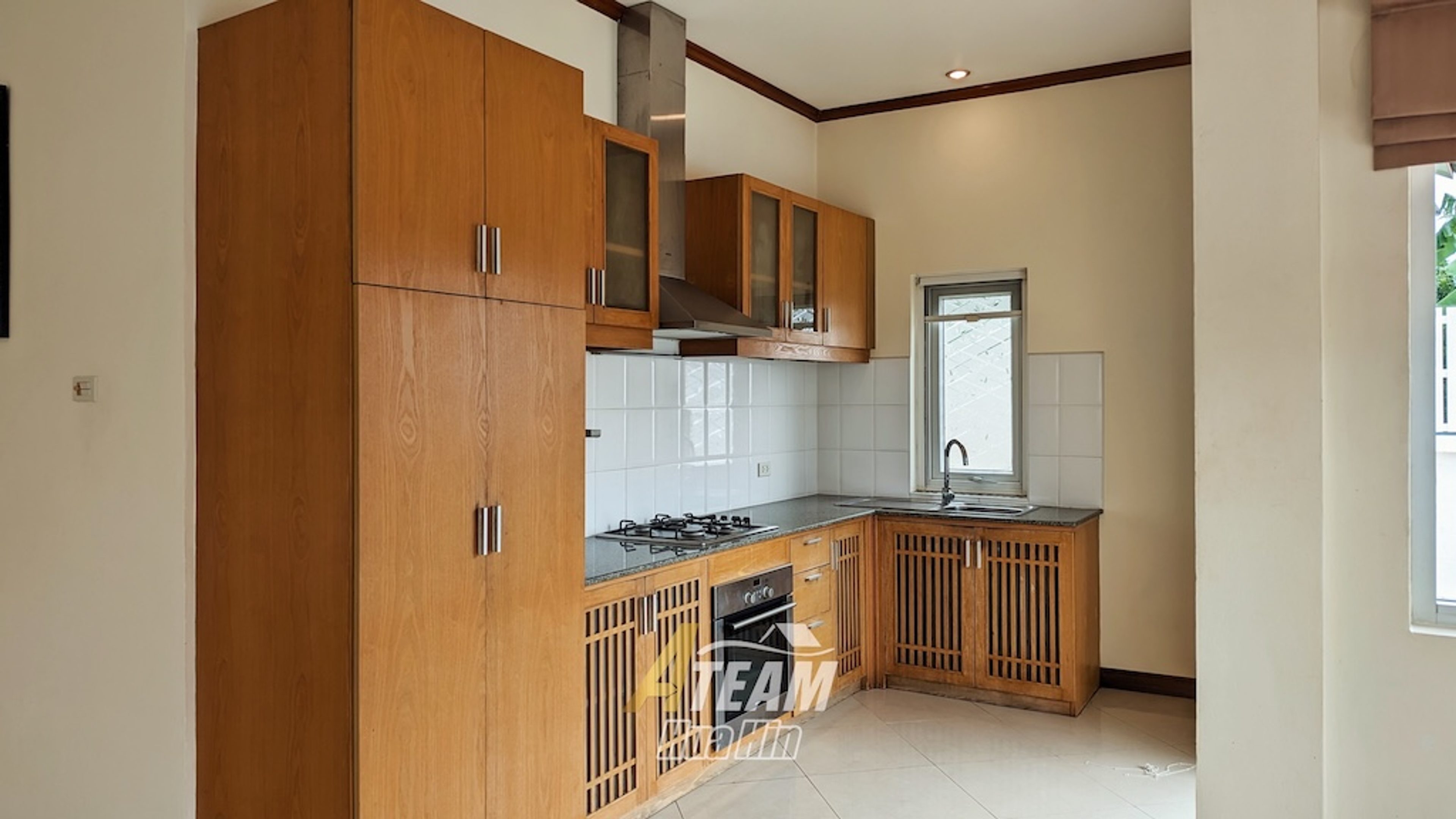 Beautiful  3-Bedroom Pool Villa in Soi 102, Hua Hin thumbnail 5