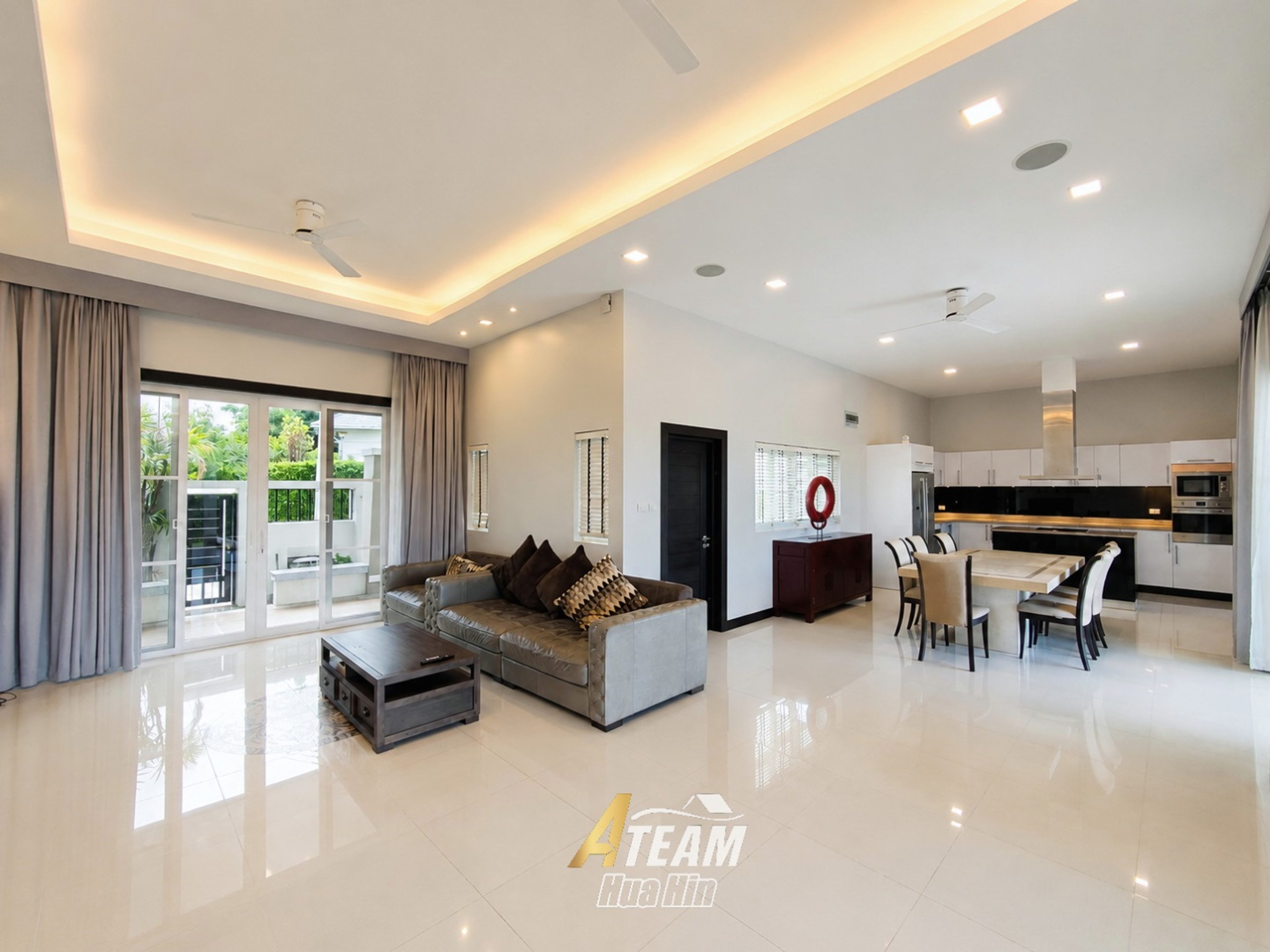 4-Bedroom Pool Villa with Mountain Views – For Sale thumbnail 6