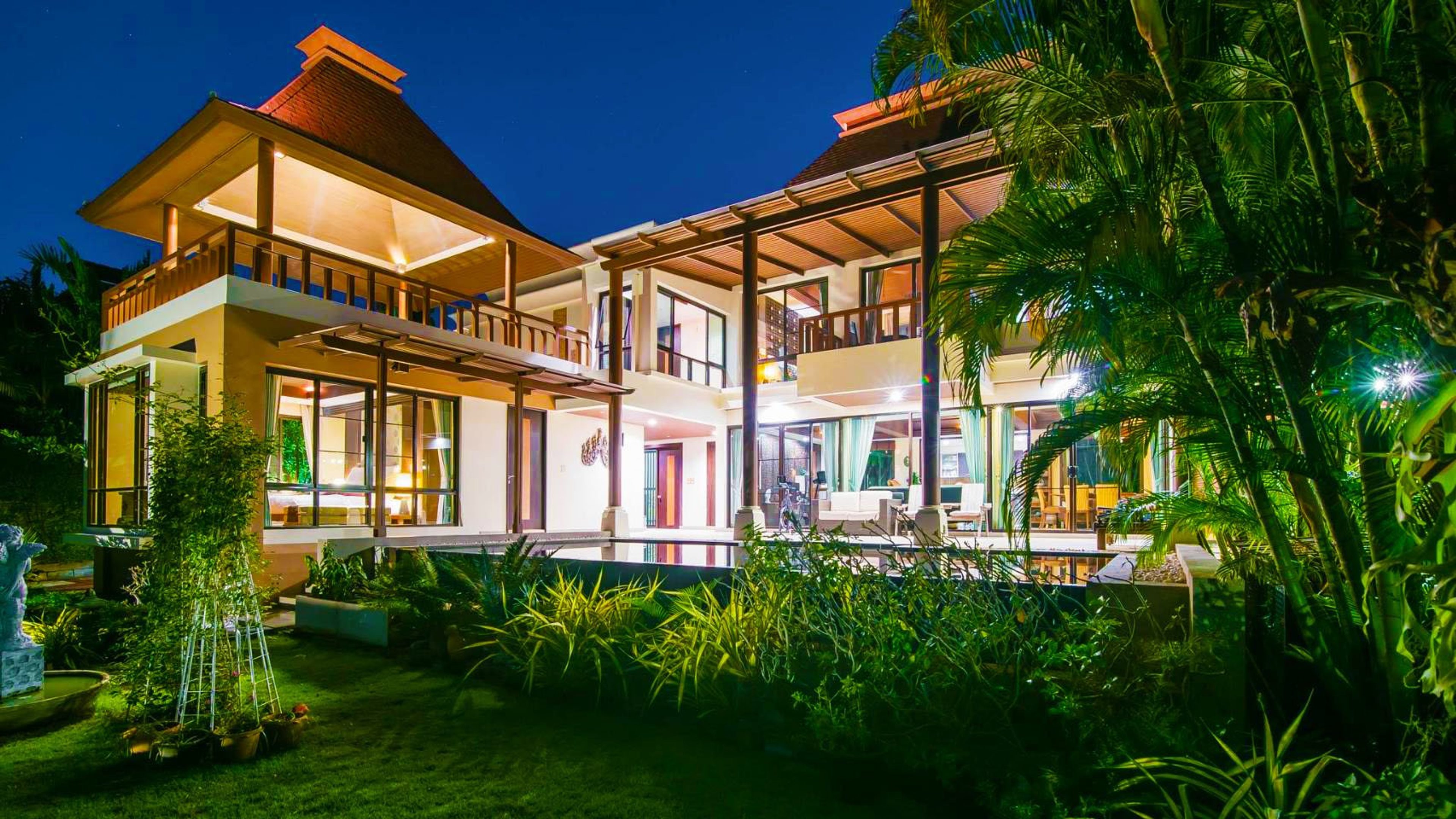 Luxury Villa with panoramic sea view  thumbnail 5