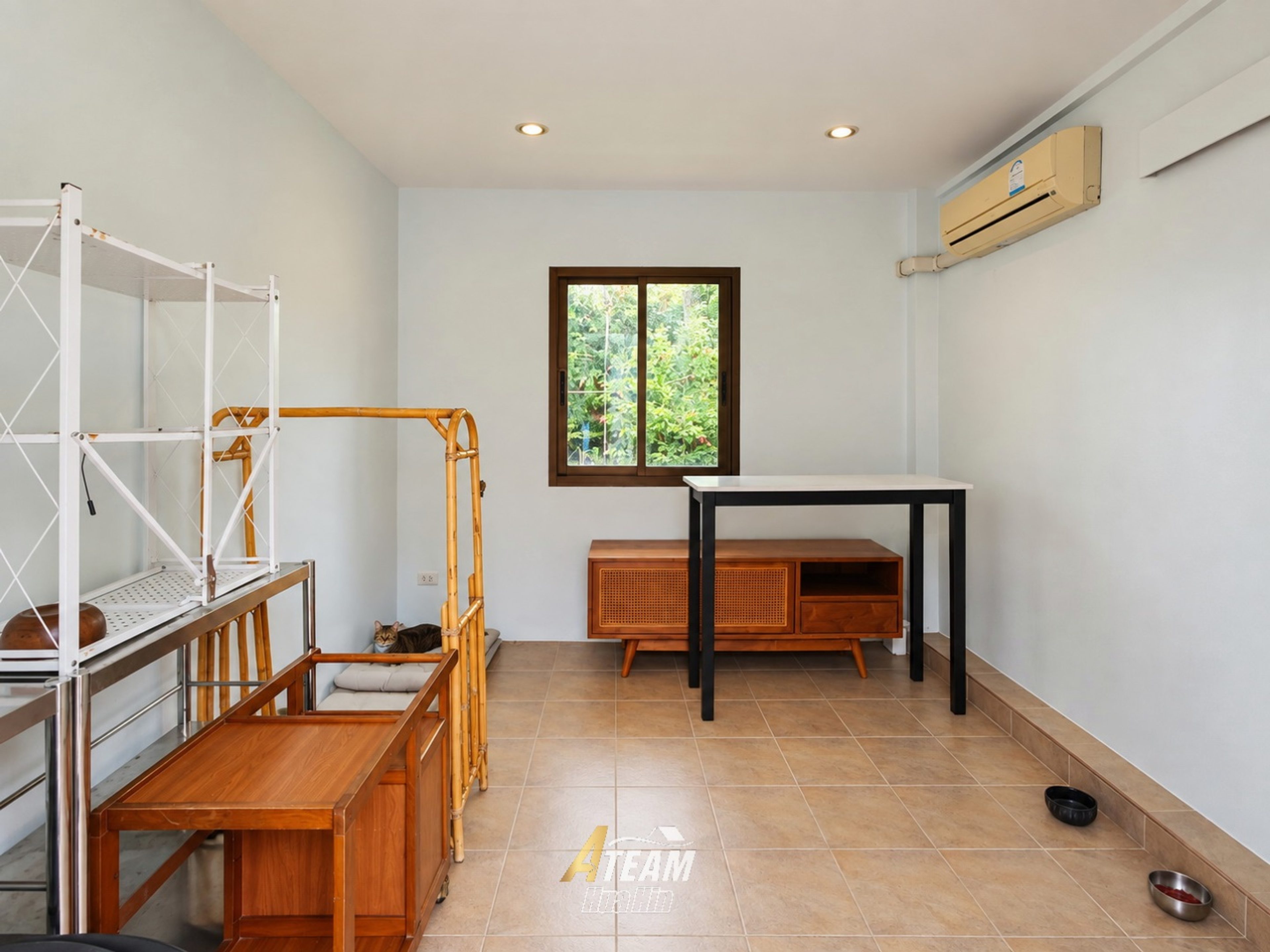 Luxury 4-Bedroom Pool Villa on a Large Plot in Khao Tao, thumbnail 19