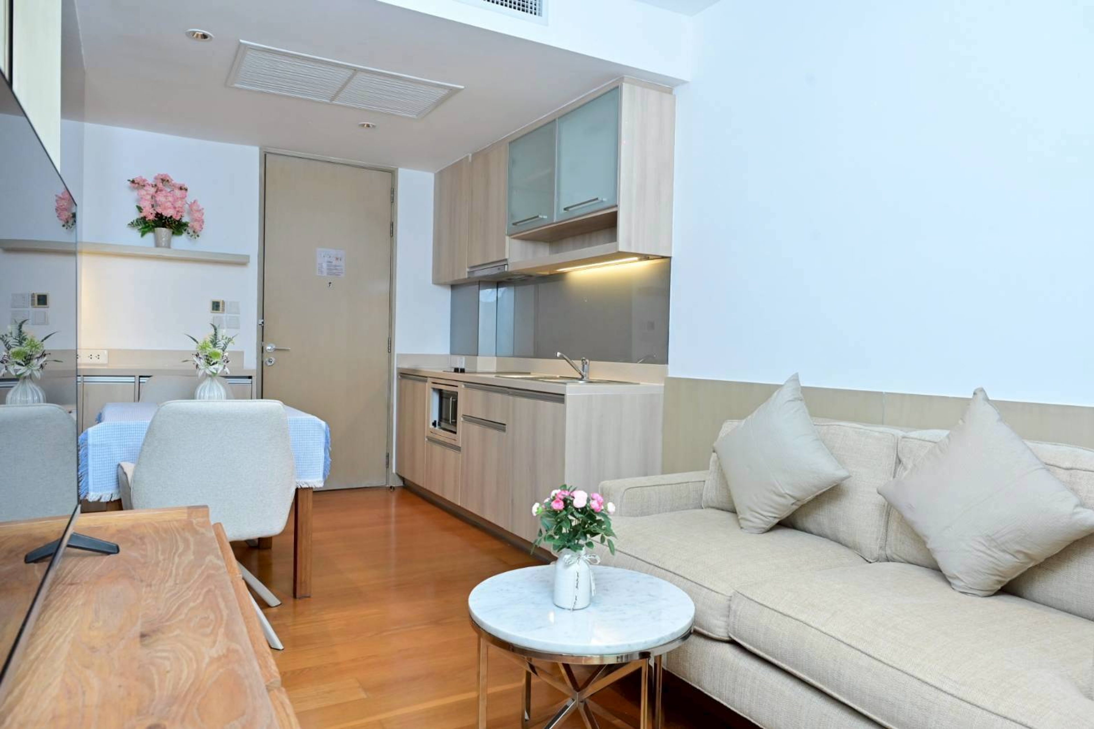 Apartment / Condo For Rent - 0 - 1 Bedroom - 1 Bathroom - Price ฿25,00 thumbnail 9