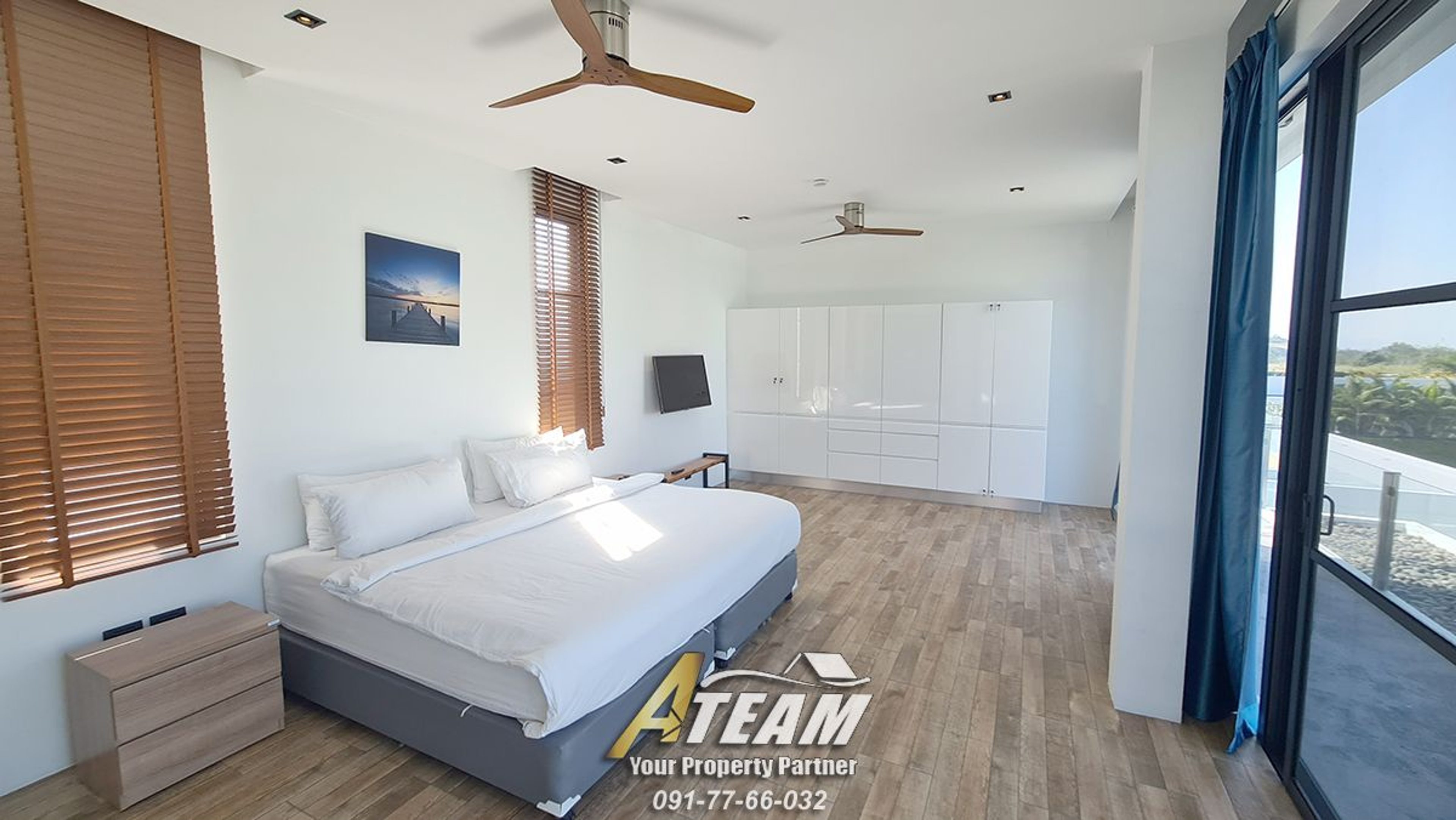 Modern 3 bedroom pool villa In La Lua resort thumbnail 26