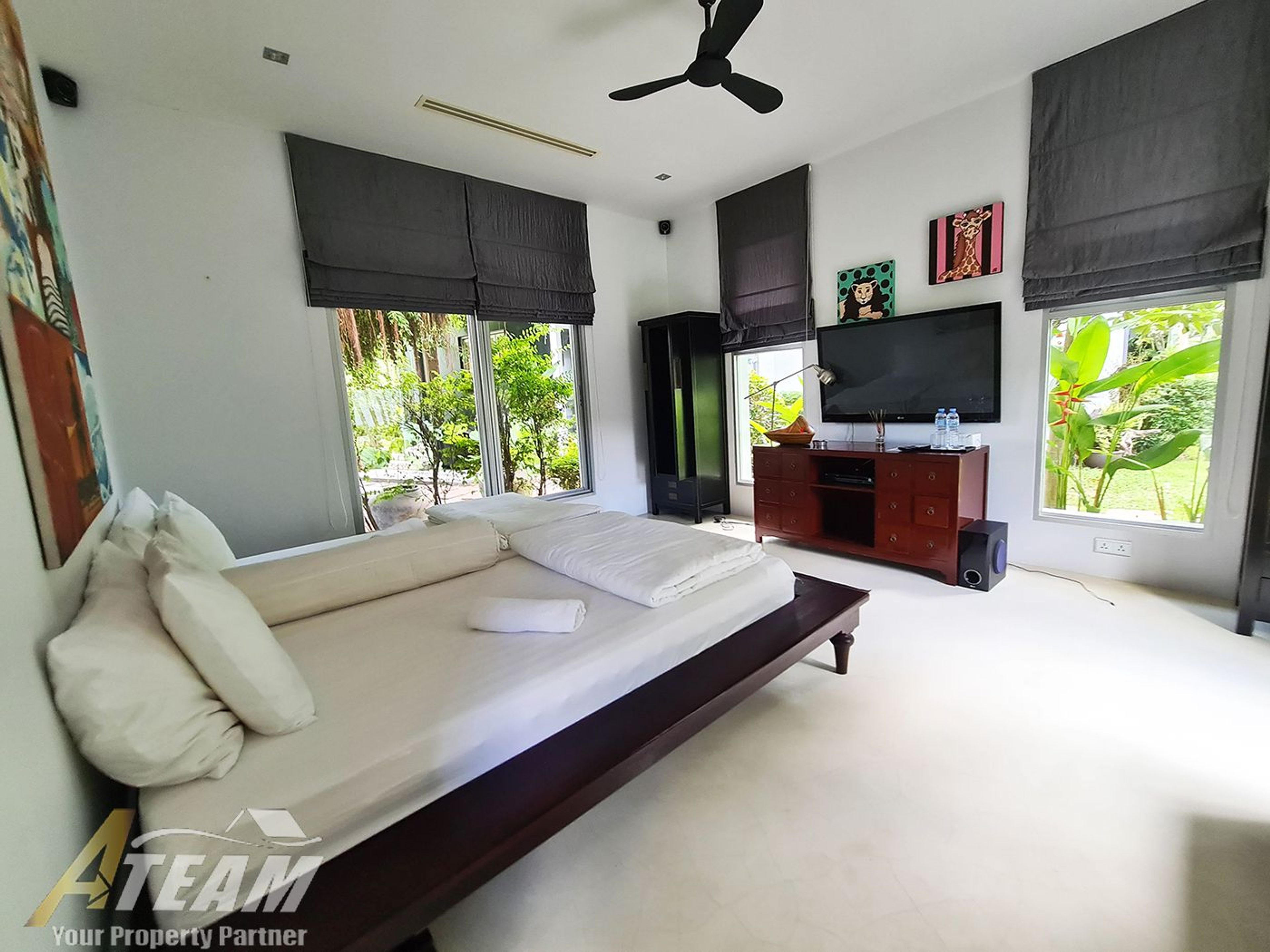 8 bedrooms most exclusive Luxury property in Hua Hin thumbnail 21