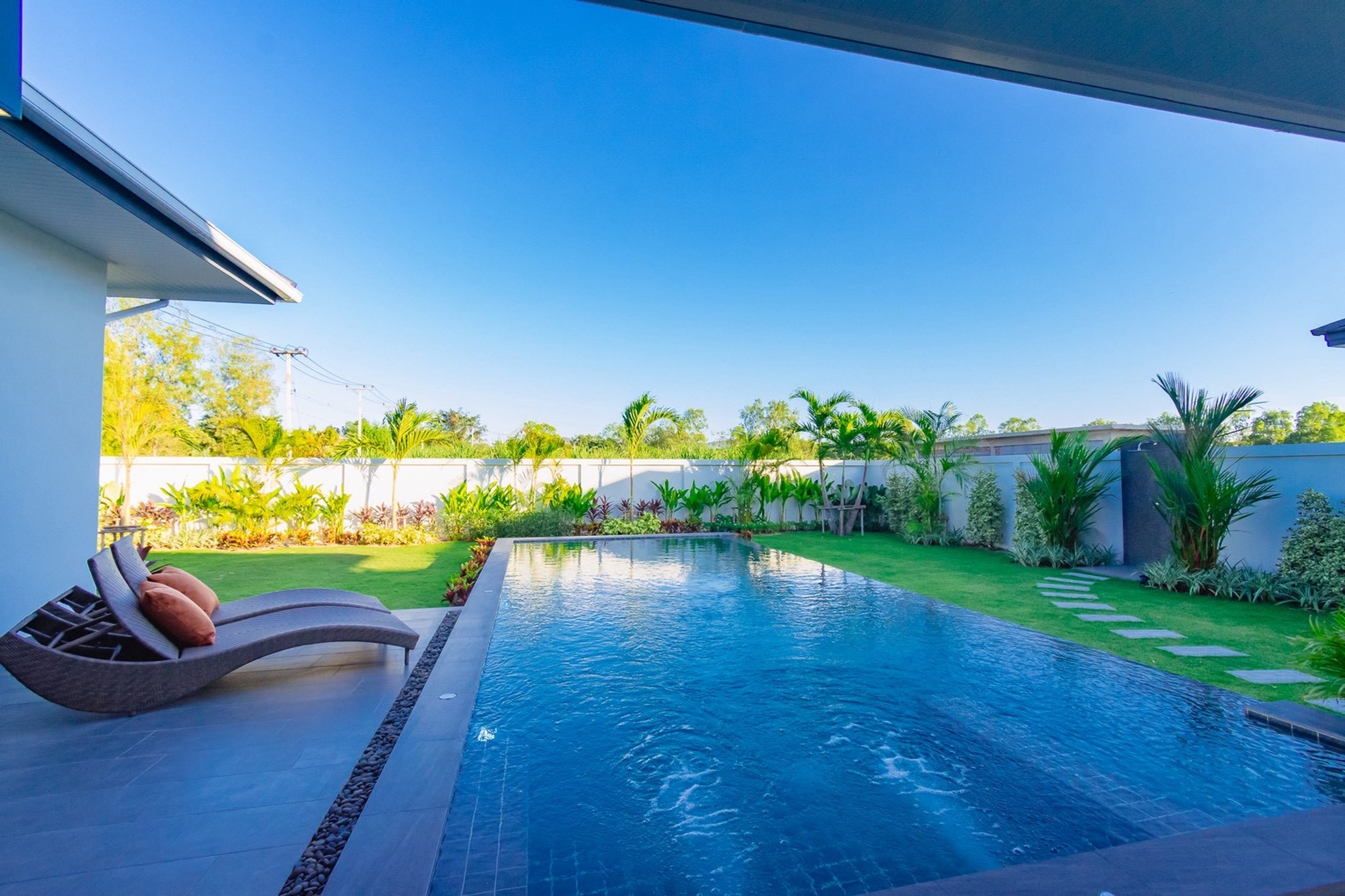 Modern 3 Bedroom  Luxury Pool Villas on Soi 112 thumbnail 20