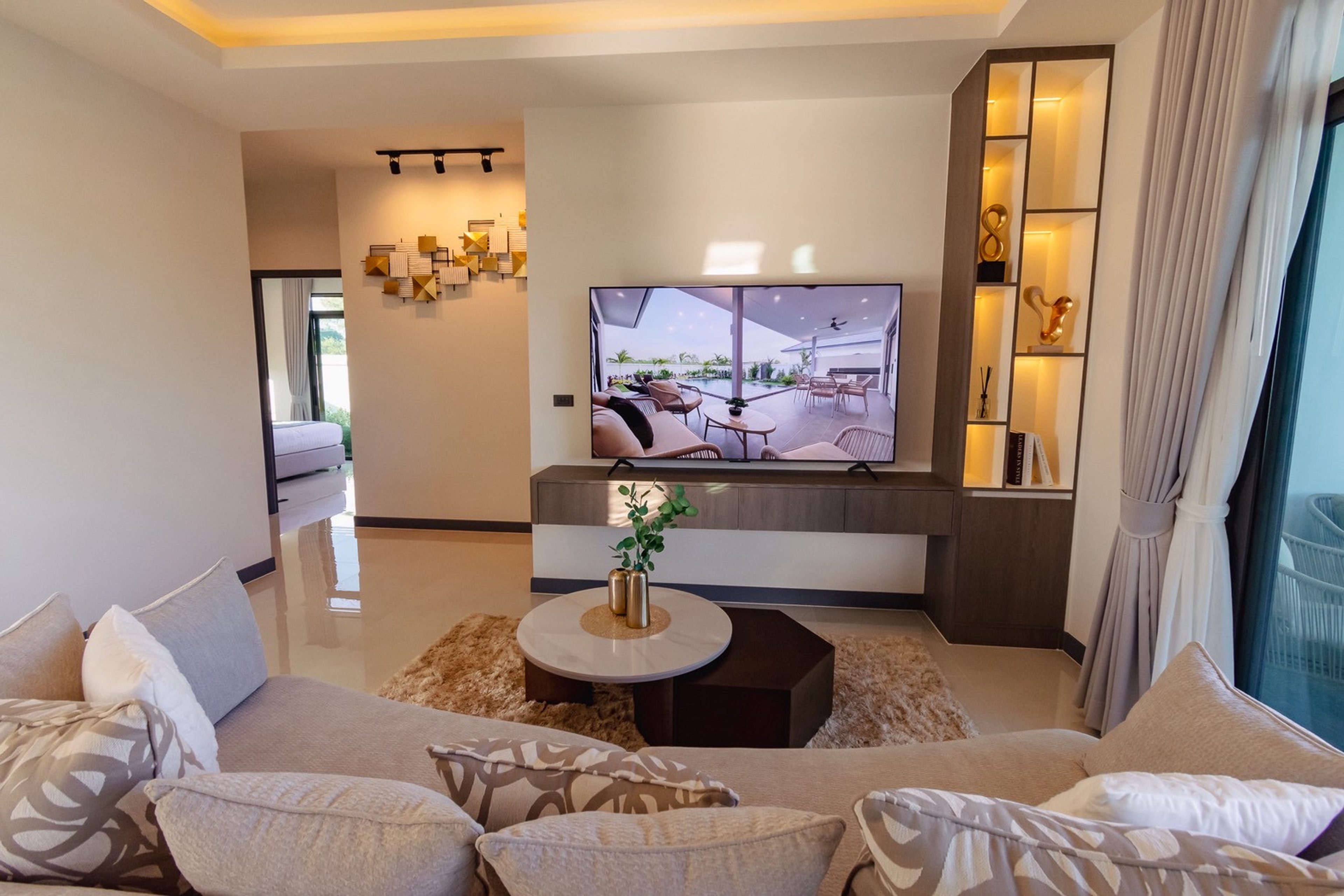 Modern 3 Bedroom  Luxury Pool Villas on Soi 112 thumbnail 34