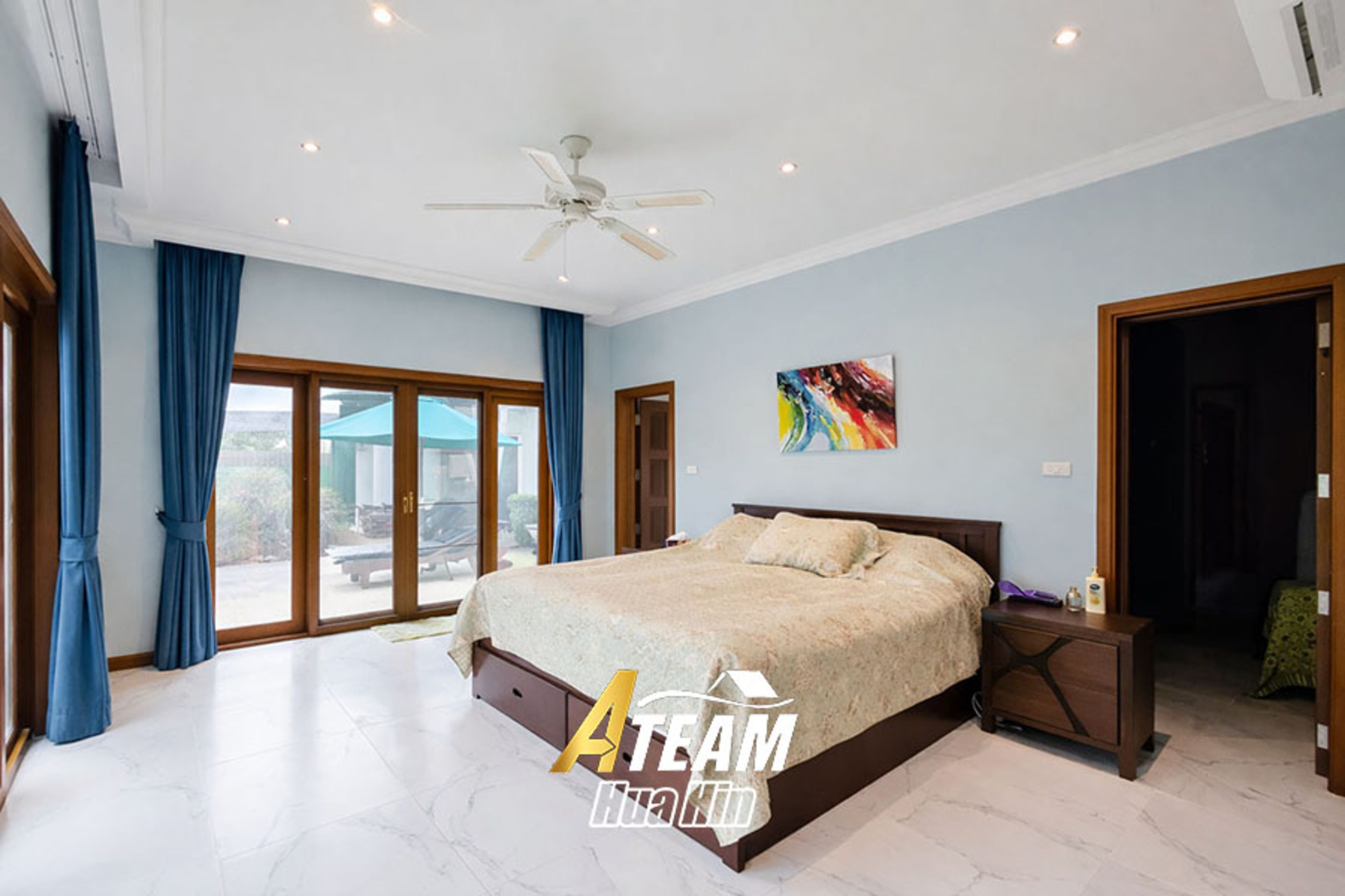 Tropical Living with Guesthouse & Multi-Purpose Room thumbnail 9