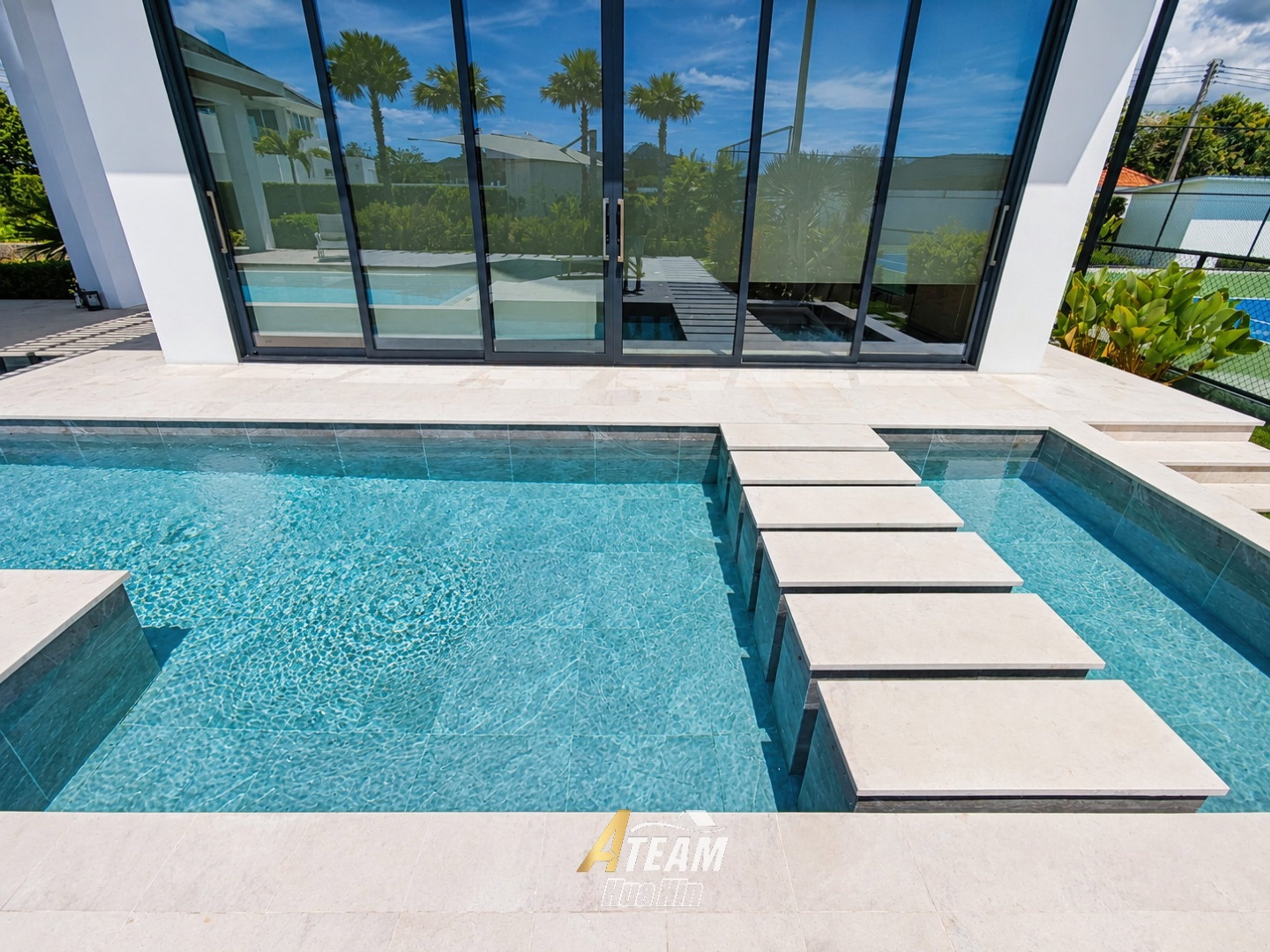 Villa de luxe exceptionnelle de 4 chambres dans le secteur de Black Mountain thumbnail 5