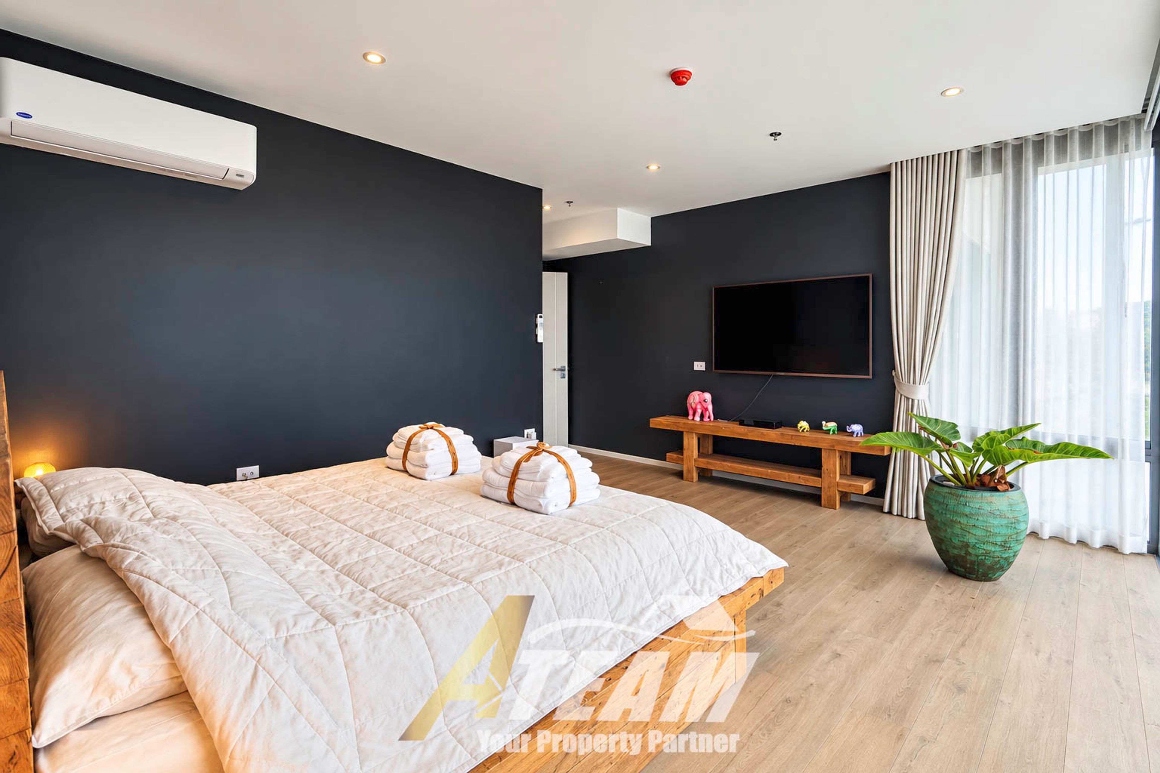 For-Rent “Sky-High Duplex Penthouse at VEHHA Hua Hin | Private Living Across Floors 30–31” thumbnail 14