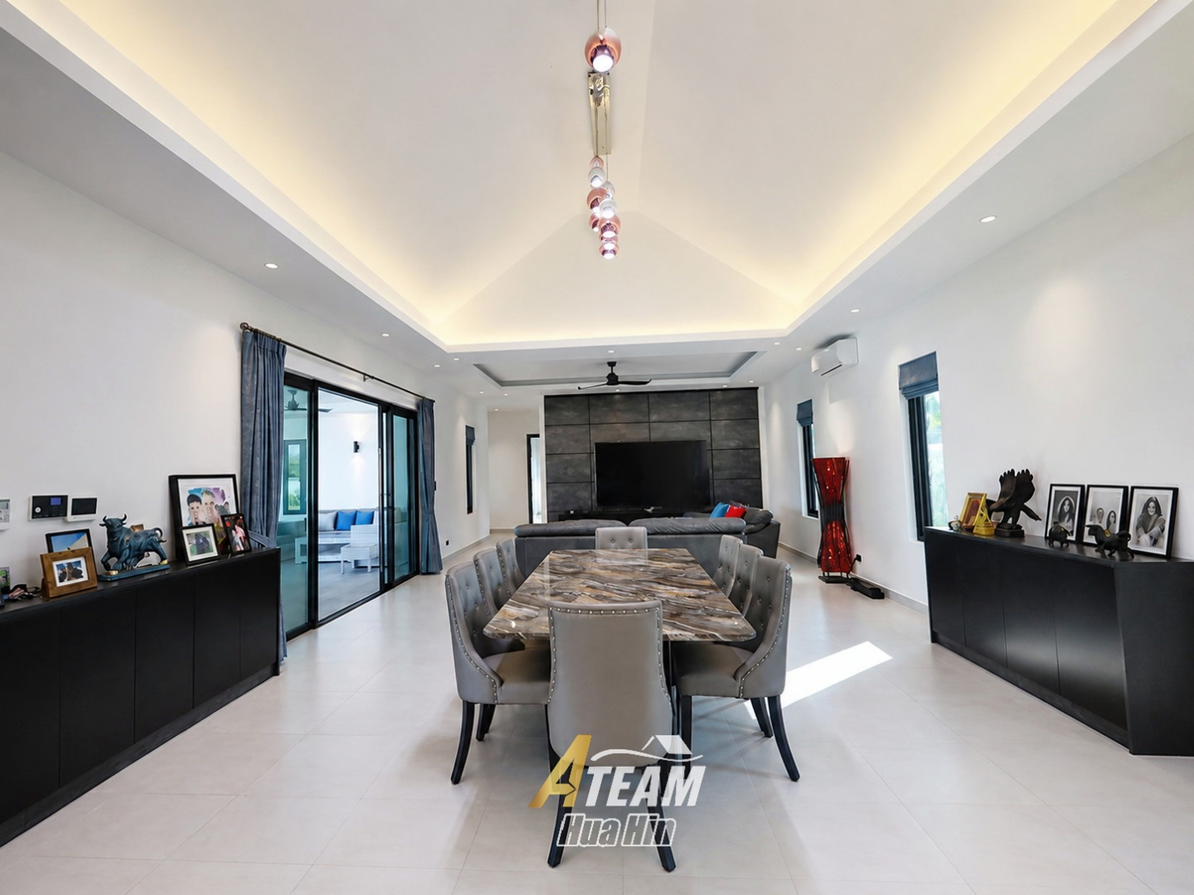 Prestigious Parkside Living on Millionaires Avenue thumbnail 21