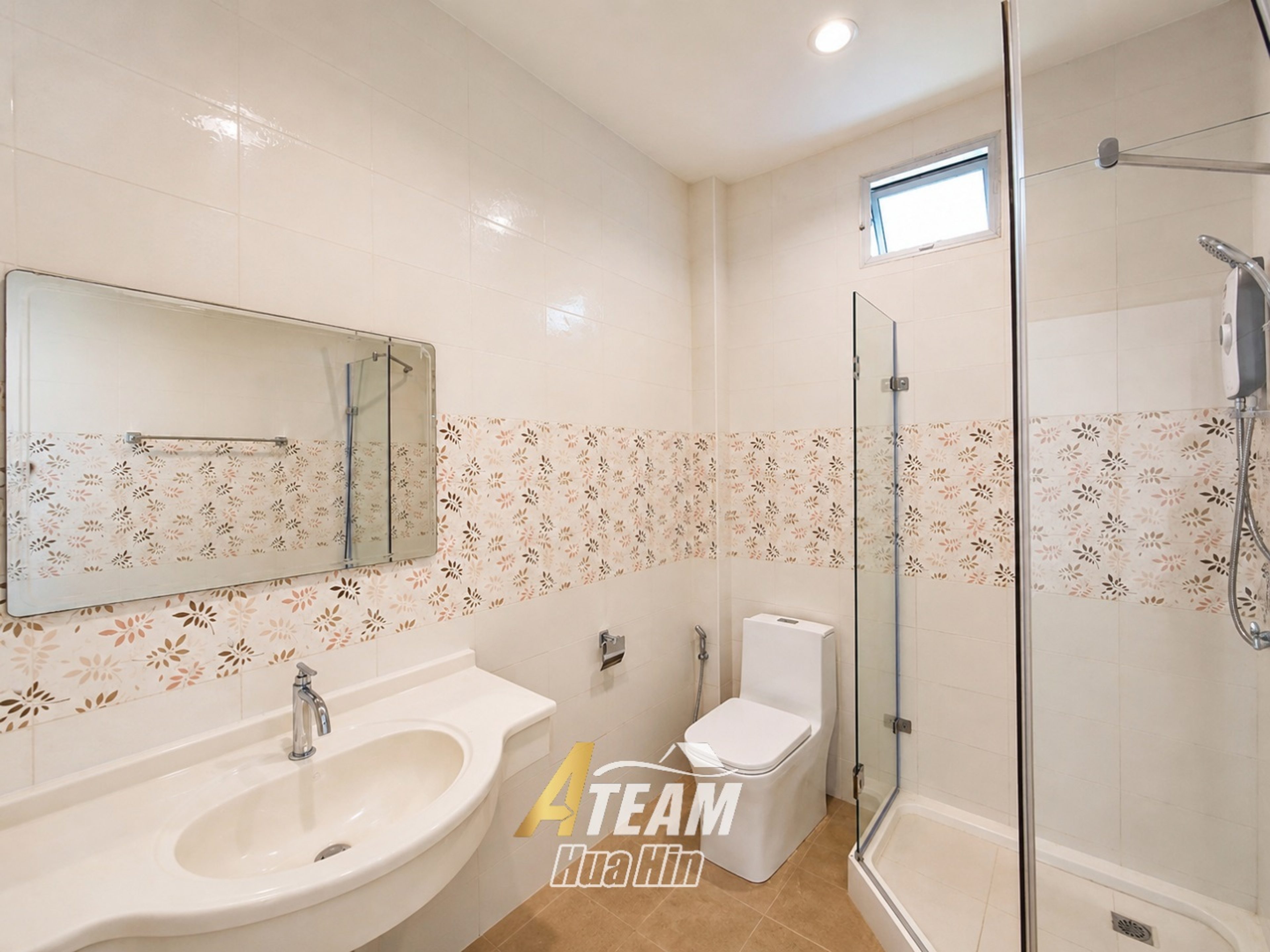Beautyful 2-Bedroom House in Prime Location Soi 94  thumbnail 5