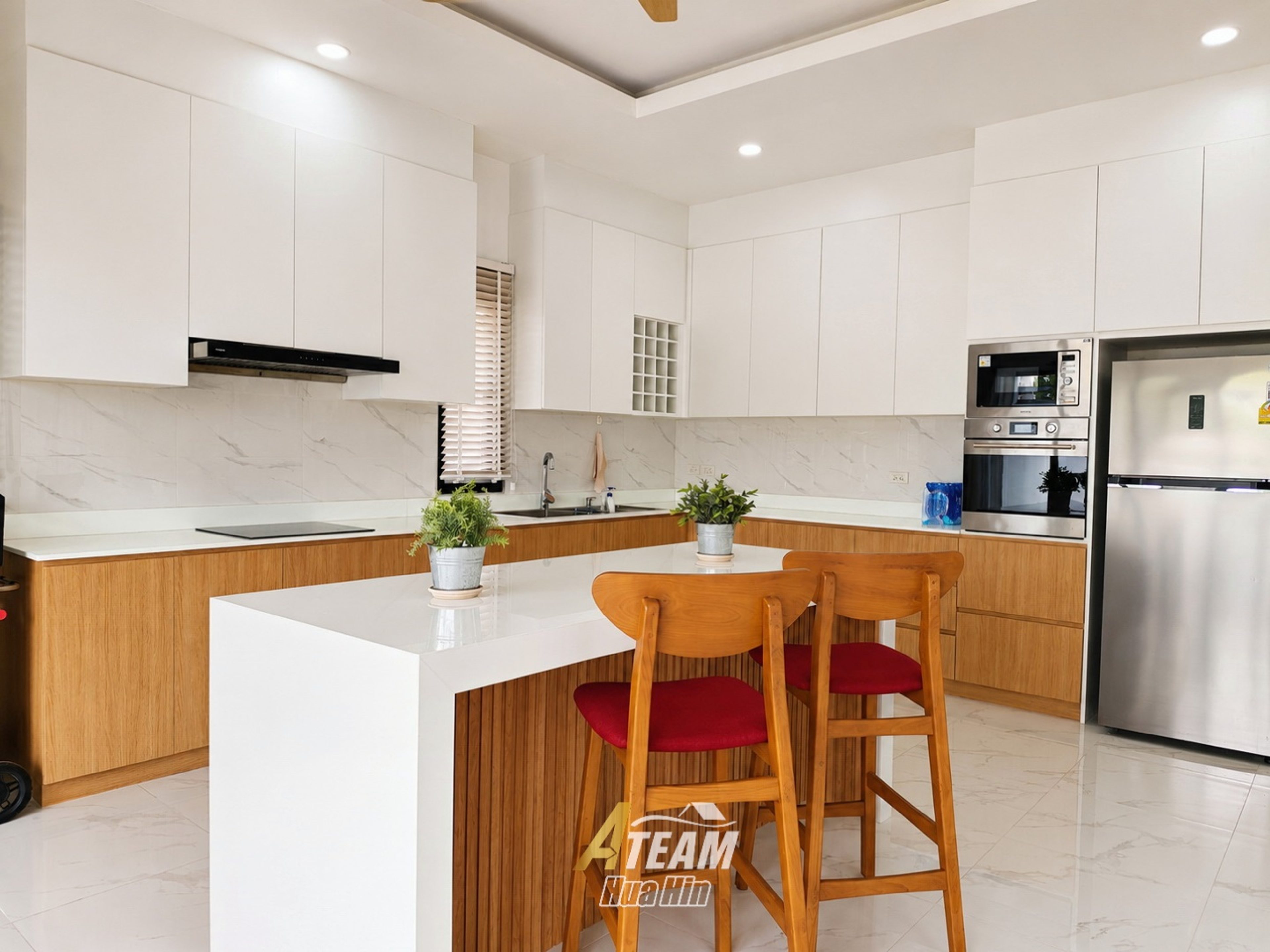3-Bedroom Pool Villa in Prime Hua Hin Location thumbnail 13