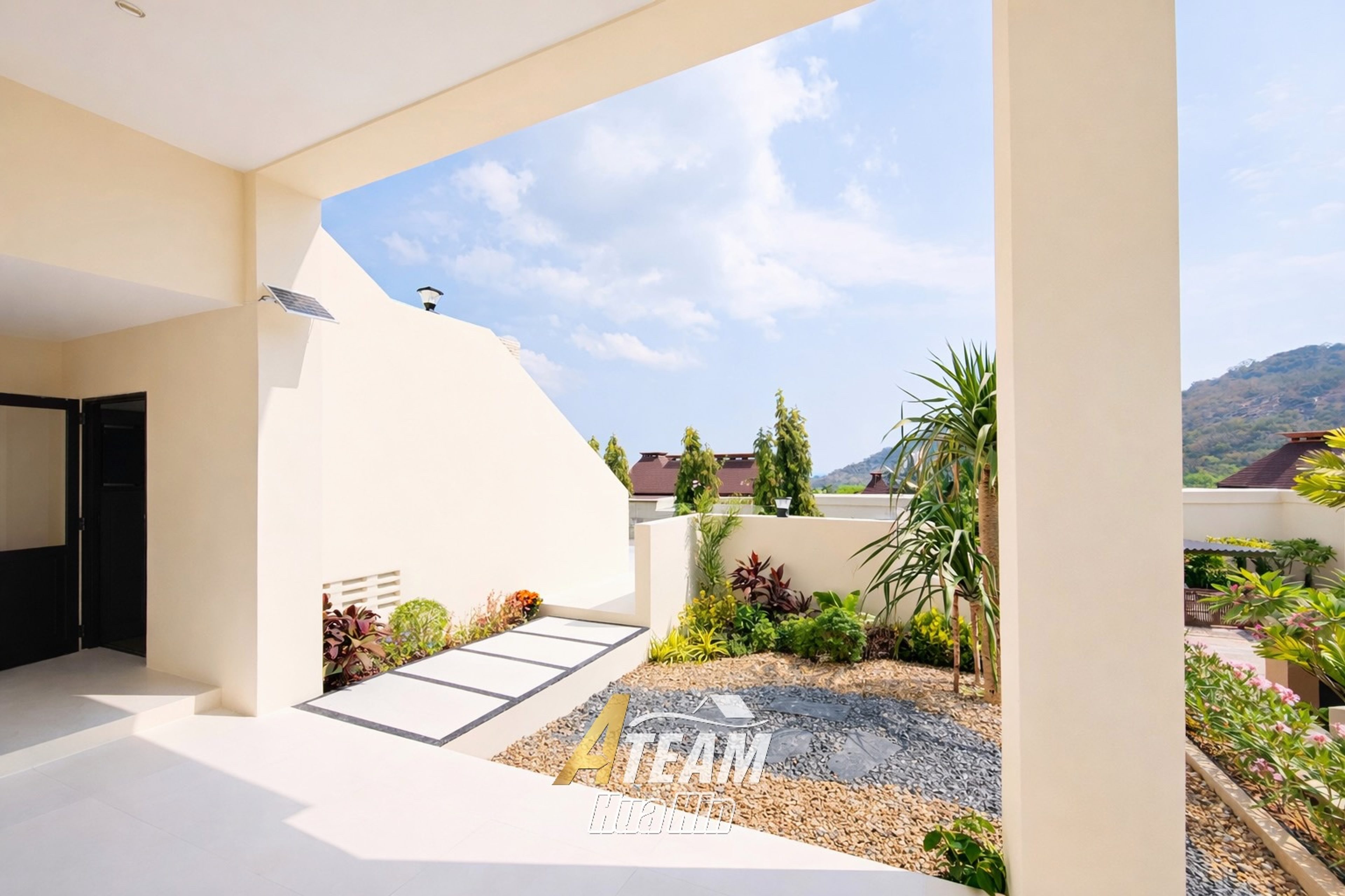 Brand-New Luxury Villa with  Panoramic Sea Views in Panorama Khao Tao thumbnail 8