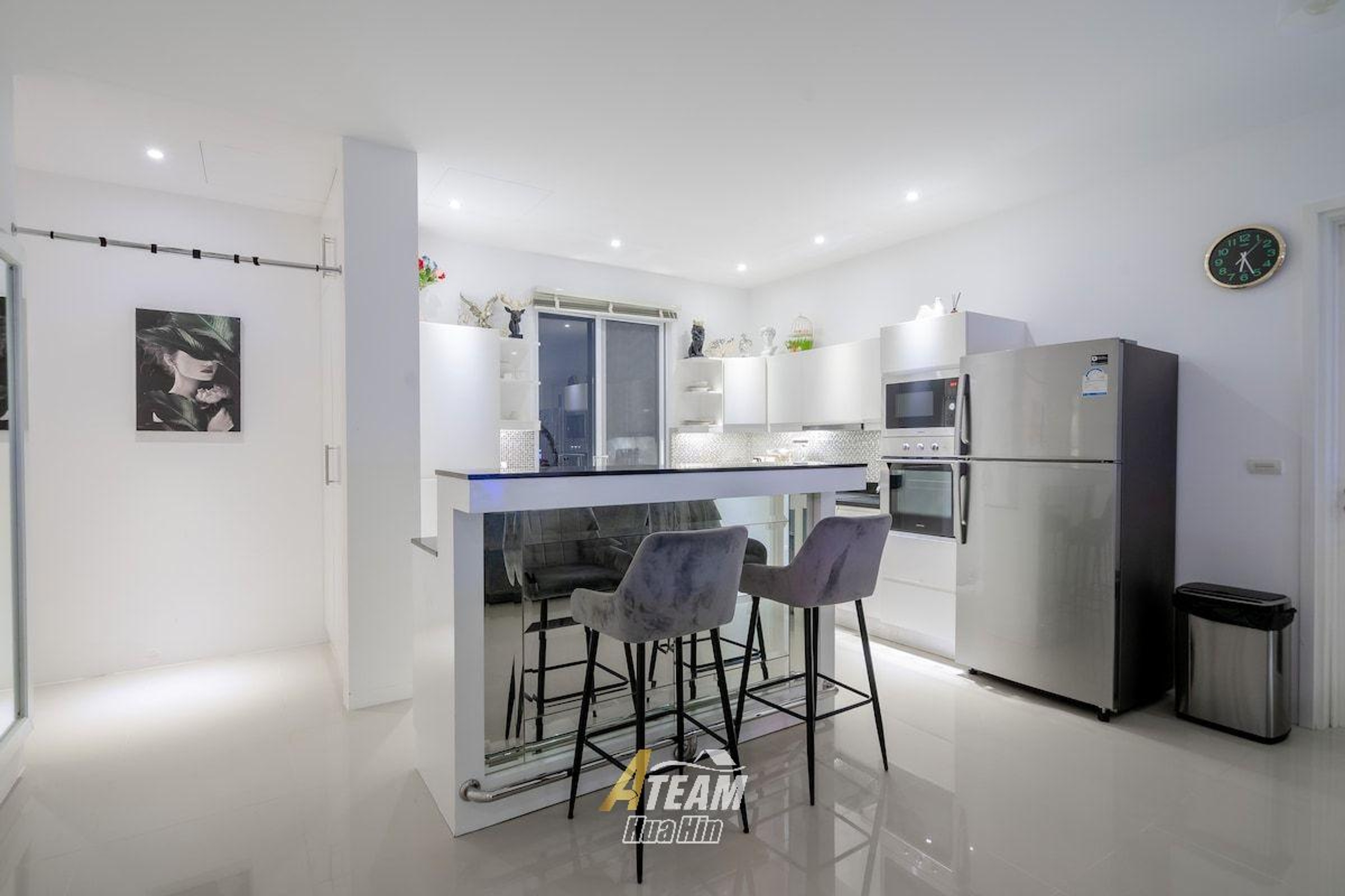 Luxury 3-Bedroom Pool Villa for Sale at Falcon Hill, Soi 102