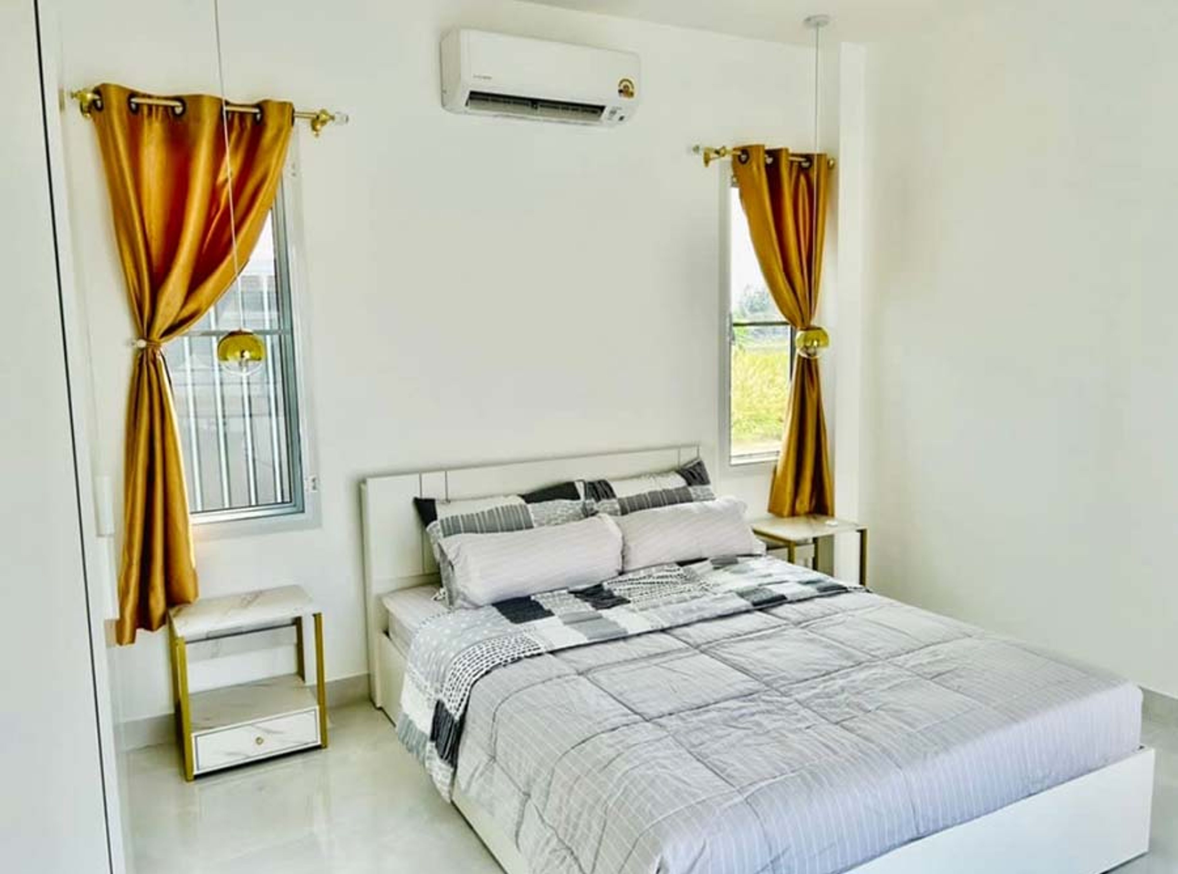 Modern Pool Villa in Khemanatra Wang Pong thumbnail 18