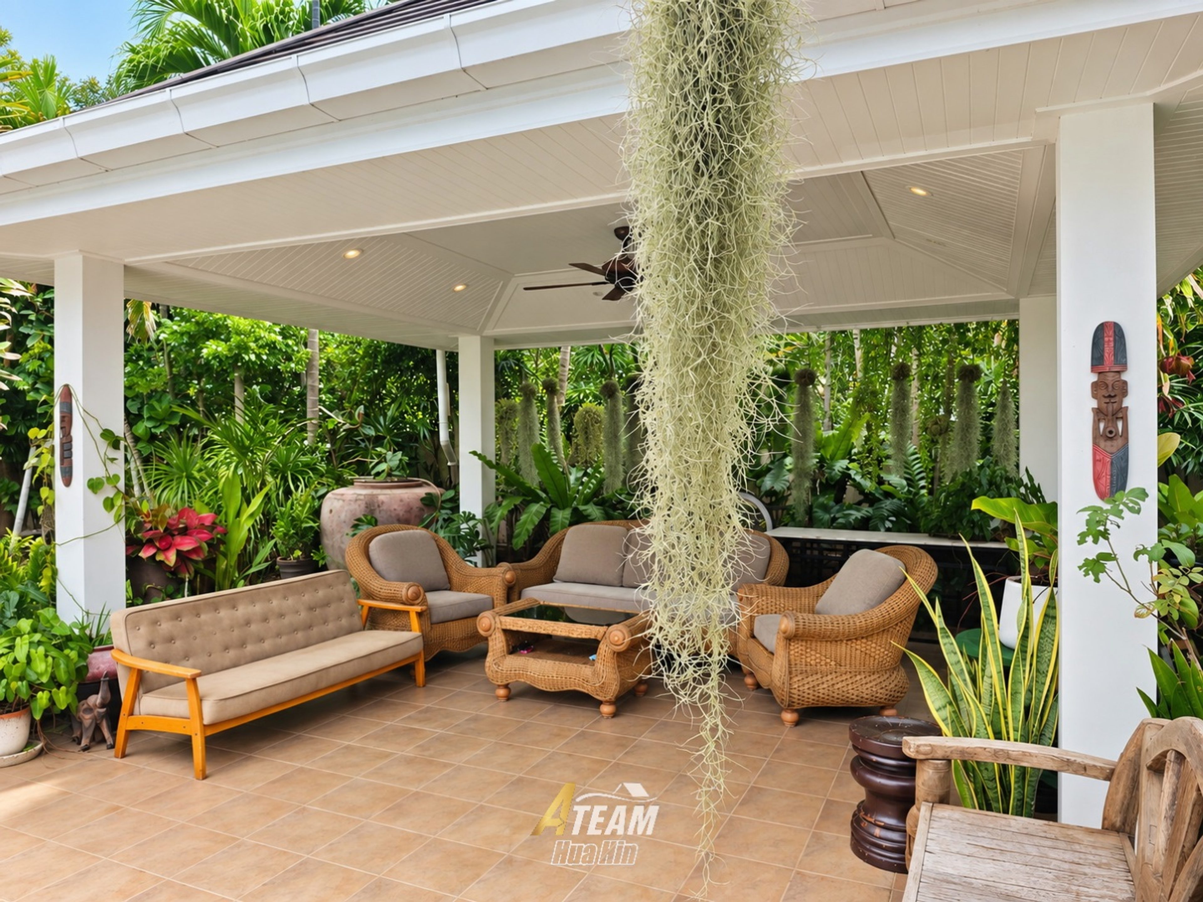 Luxury 4-Bedroom Pool Villa on a Large Plot in Khao Tao, thumbnail 4