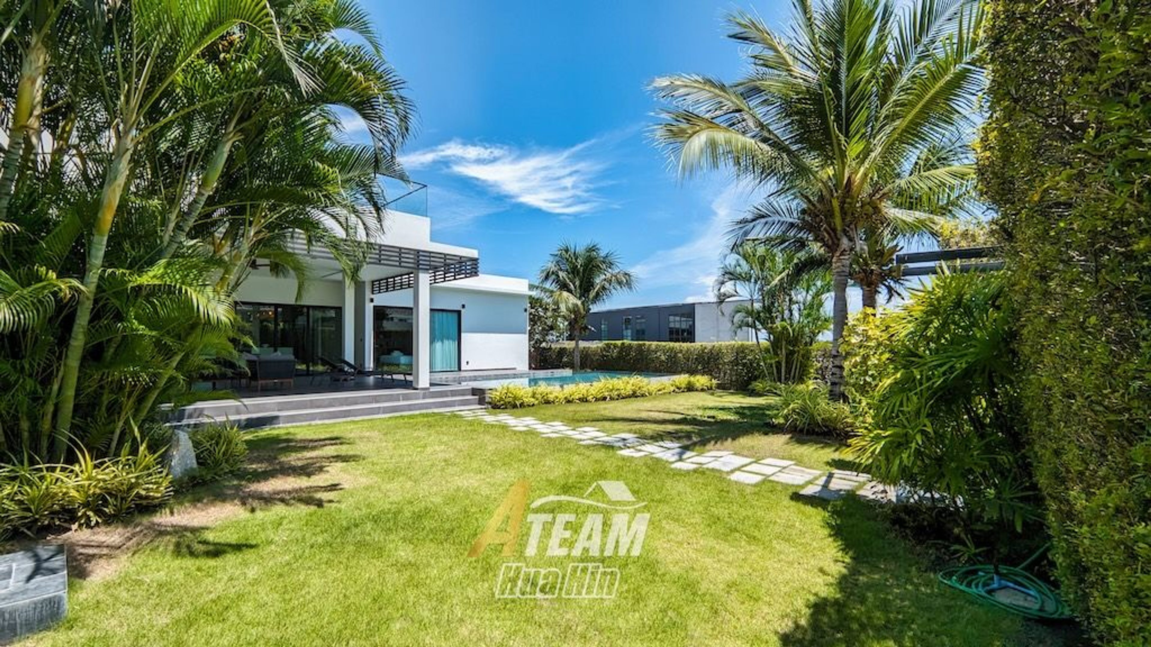 Modern Luxury Villas in Khao Tao thumbnail 2