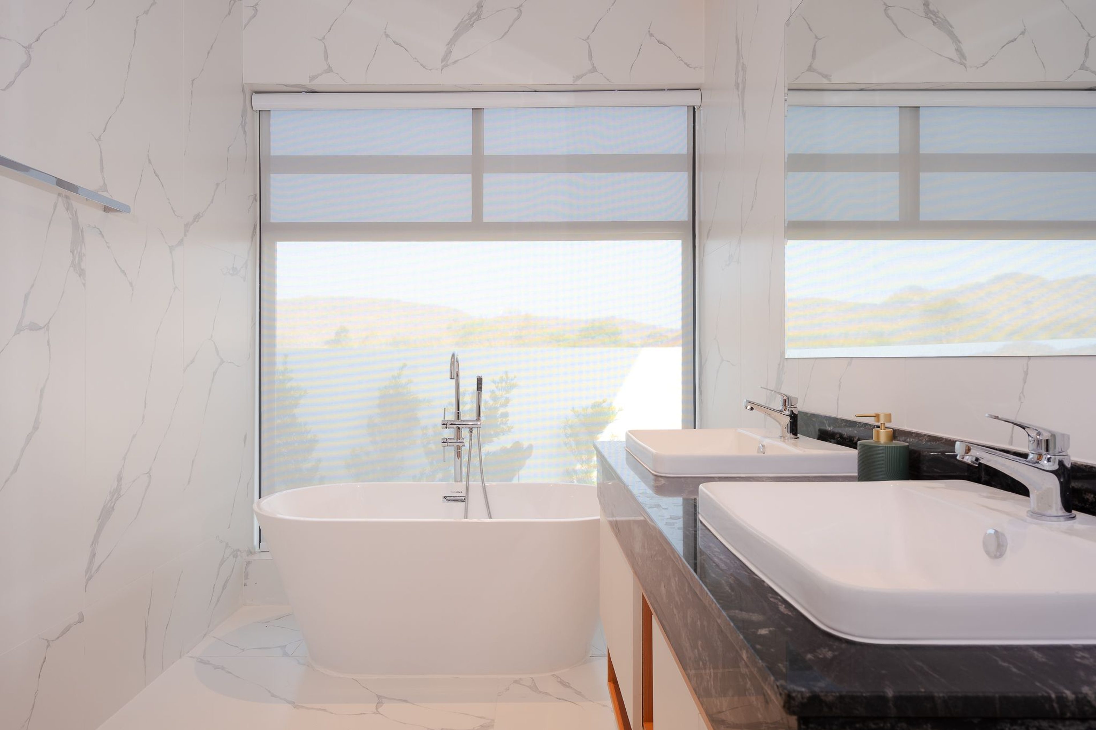 Luxury Balinese Pool Villa with Mountain Views thumbnail 10