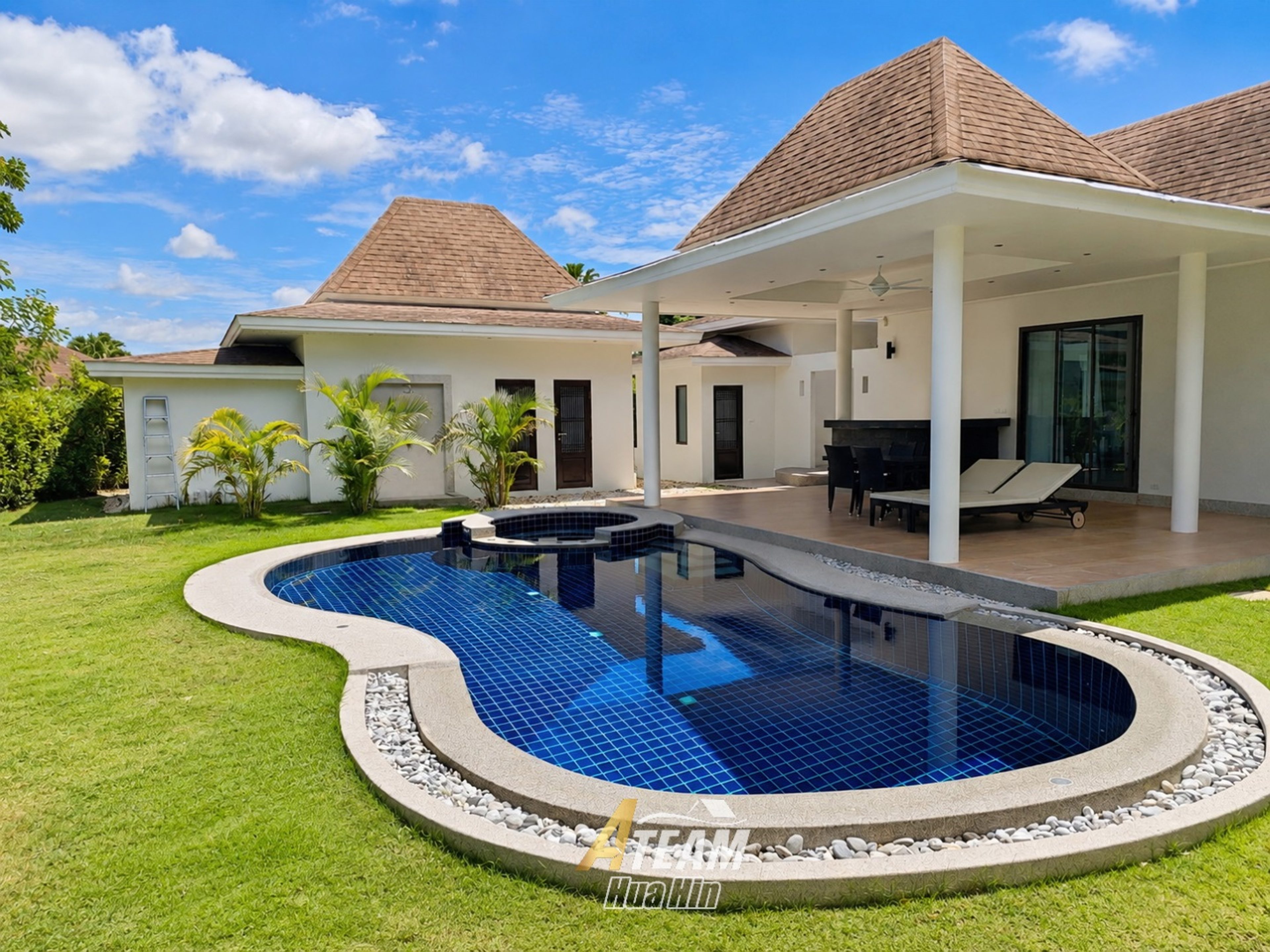 Spacious Private Pool Villa Near Black Mountain – Excellent Value in Hua Hin thumbnail 4