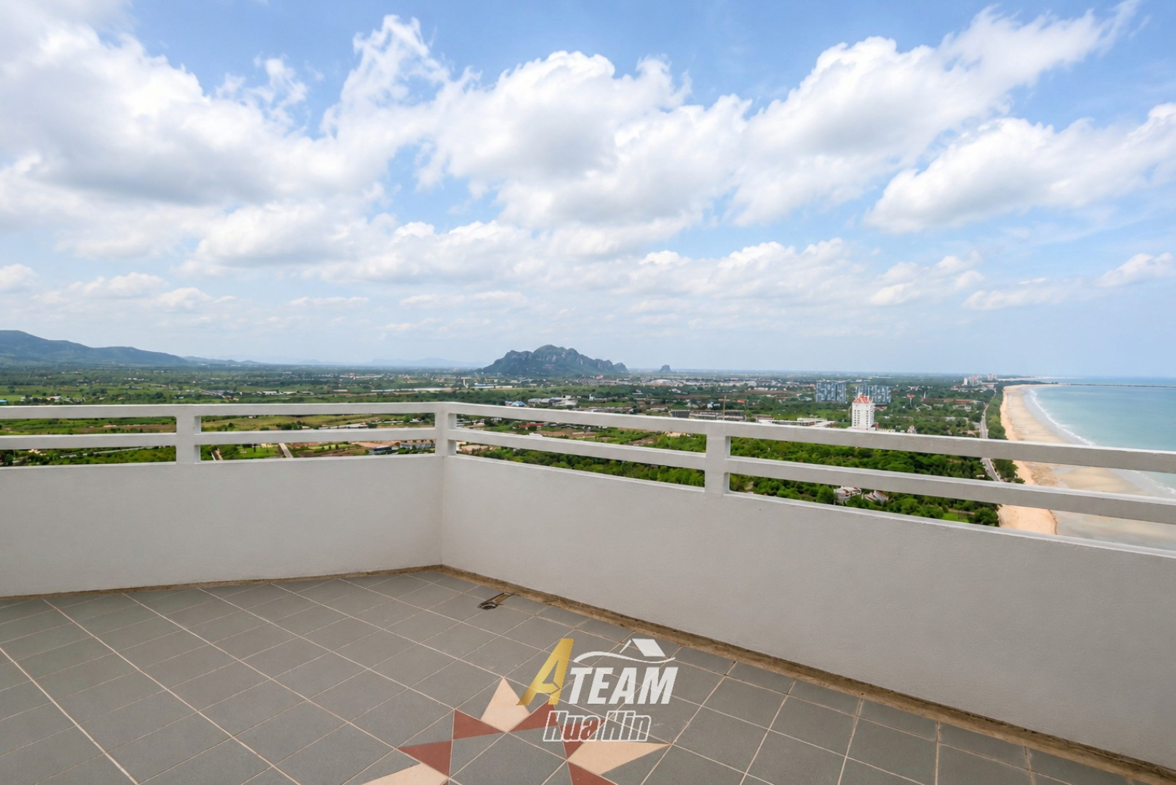 Penthouse 4-Bedroom for Sale at Cha-Am Grand Condotel thumbnail 38